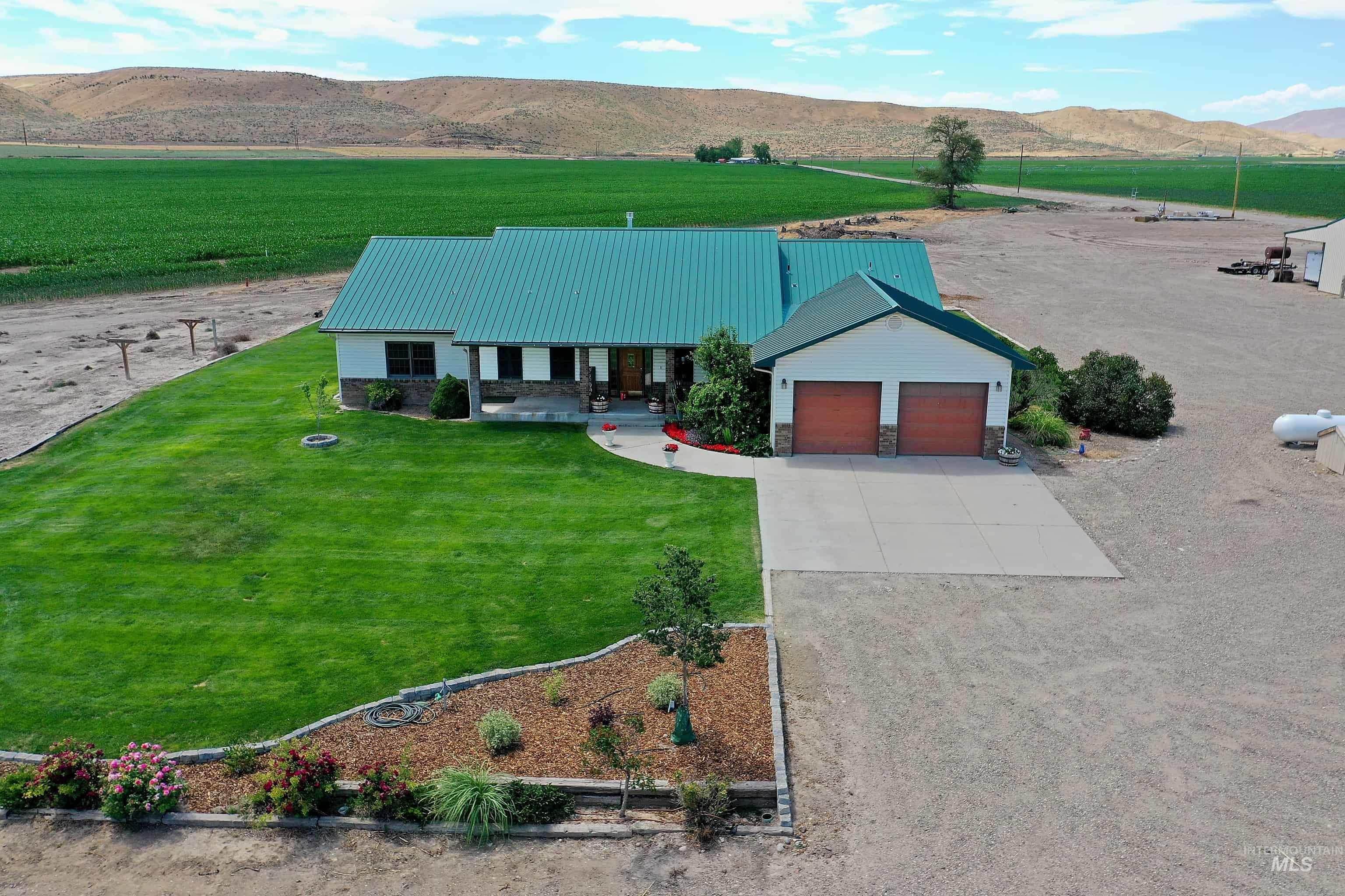 517 Oleander Rd, Ontario, Oregon 97914, 5 Bedrooms, 3.5 Bathrooms, Residential For Sale, Price $974,500,MLS 98975069