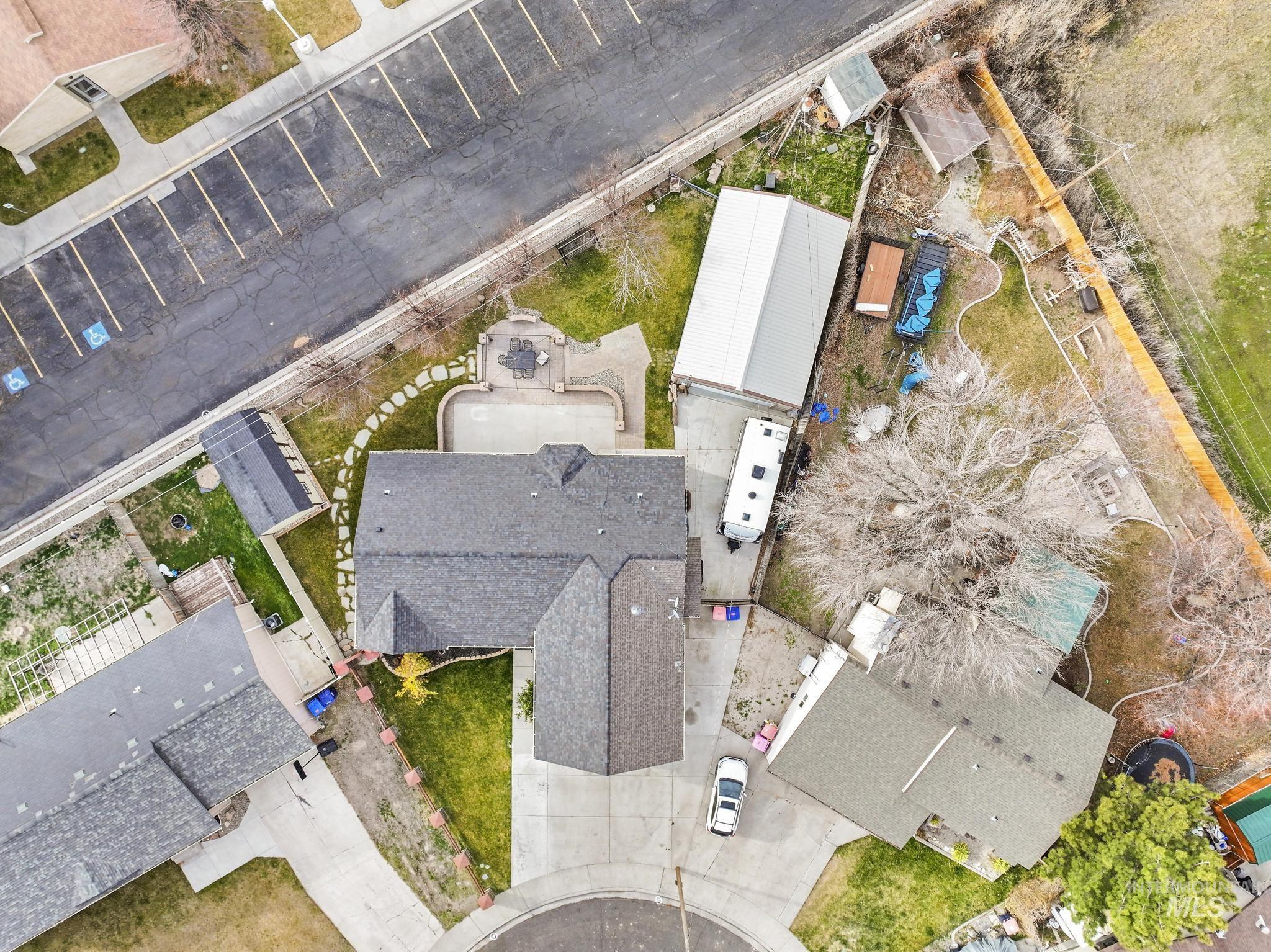 733 Beta Cir, Twin Falls, Idaho 83301, 5 Bedrooms, 3 Bathrooms, Residential For Sale, Price $545,000,MLS 98975077