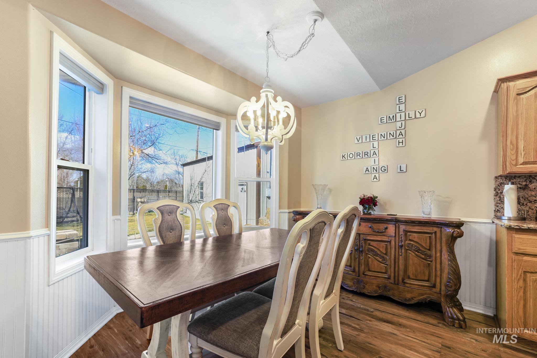 733 Beta Cir, Twin Falls, Idaho 83301, 5 Bedrooms, 3 Bathrooms, Residential For Sale, Price $545,000,MLS 98975077