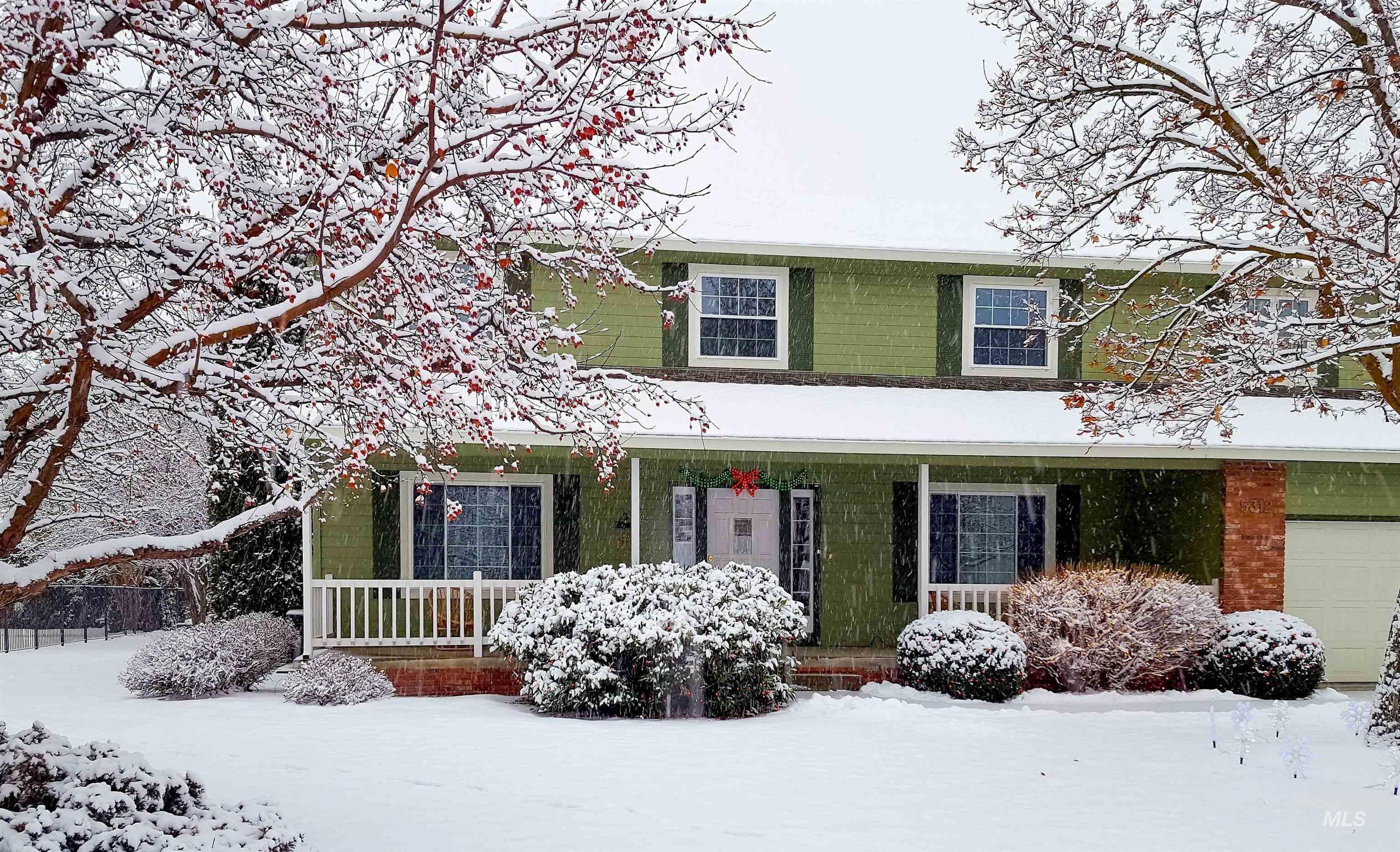 5312 N Hickory Tree Way, Boise, Idaho 83713, 5 Bedrooms, 3 Bathrooms, Residential For Sale, Price $770,000,MLS 98975081