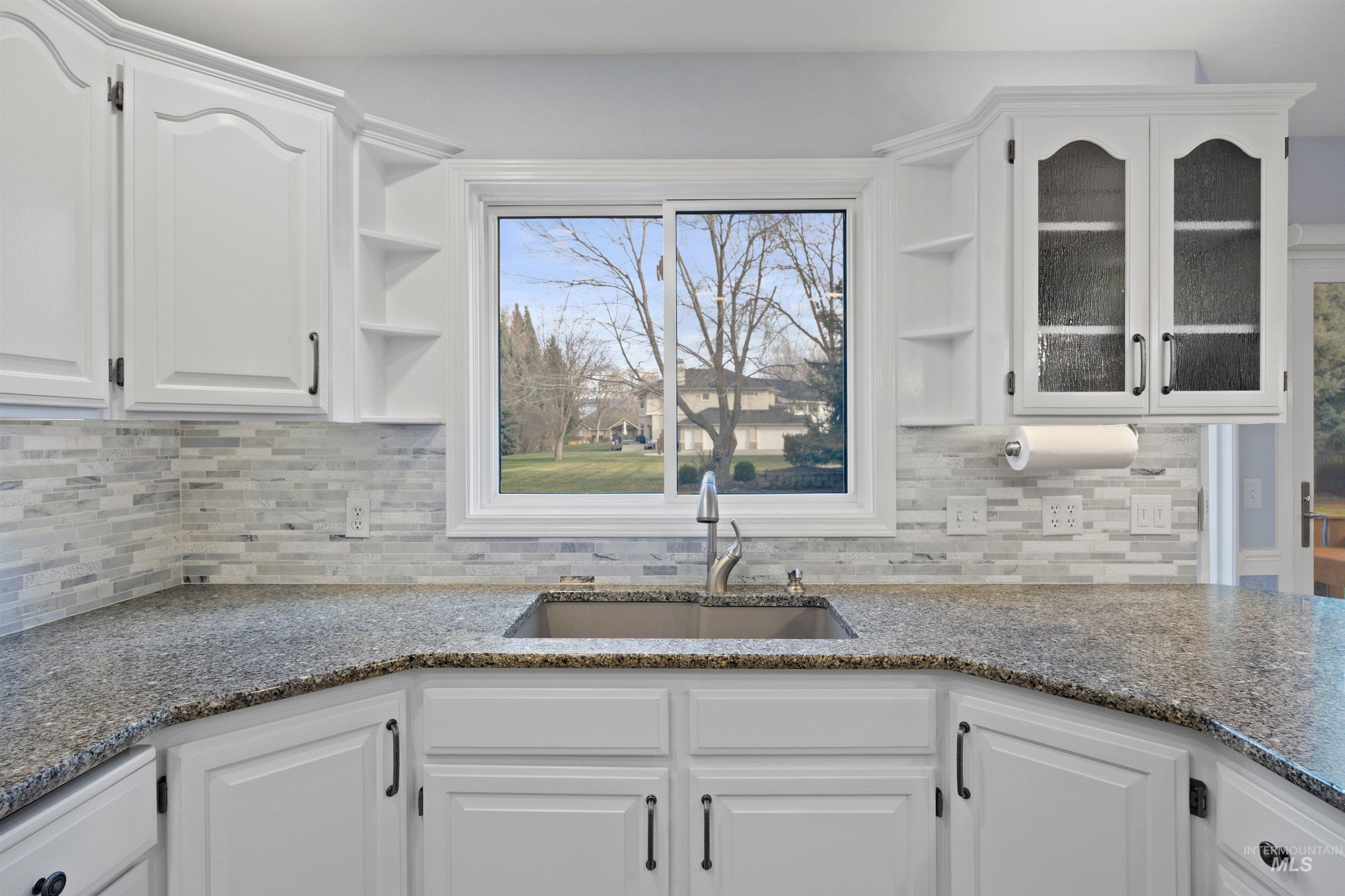 5312 N Hickory Tree Way, Boise, Idaho 83713, 5 Bedrooms, 3 Bathrooms, Residential For Sale, Price $770,000,MLS 98975081