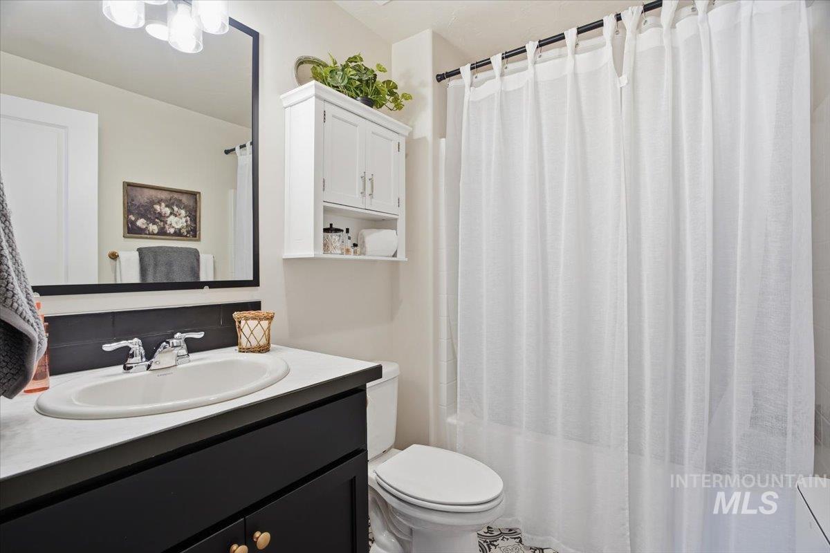 11391 Alice Springs St, Caldwell, Idaho 83607, 3 Bedrooms, 2 Bathrooms, Residential For Sale, Price $359,000,MLS 98975082