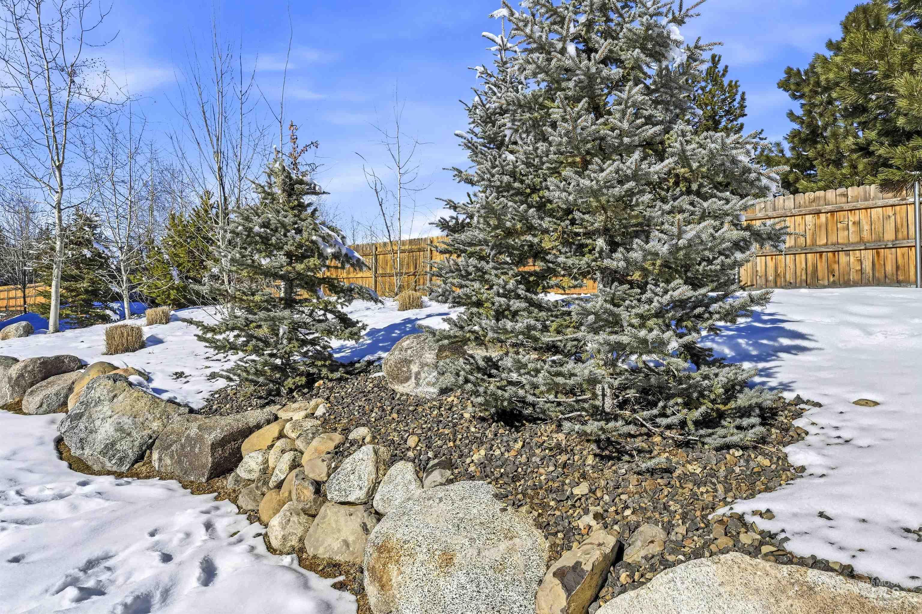 109 Broken Pine Lane, McCall, Idaho 83638, 3 Bedrooms, 3 Bathrooms, Residential For Sale, Price $569,900,MLS 98975084