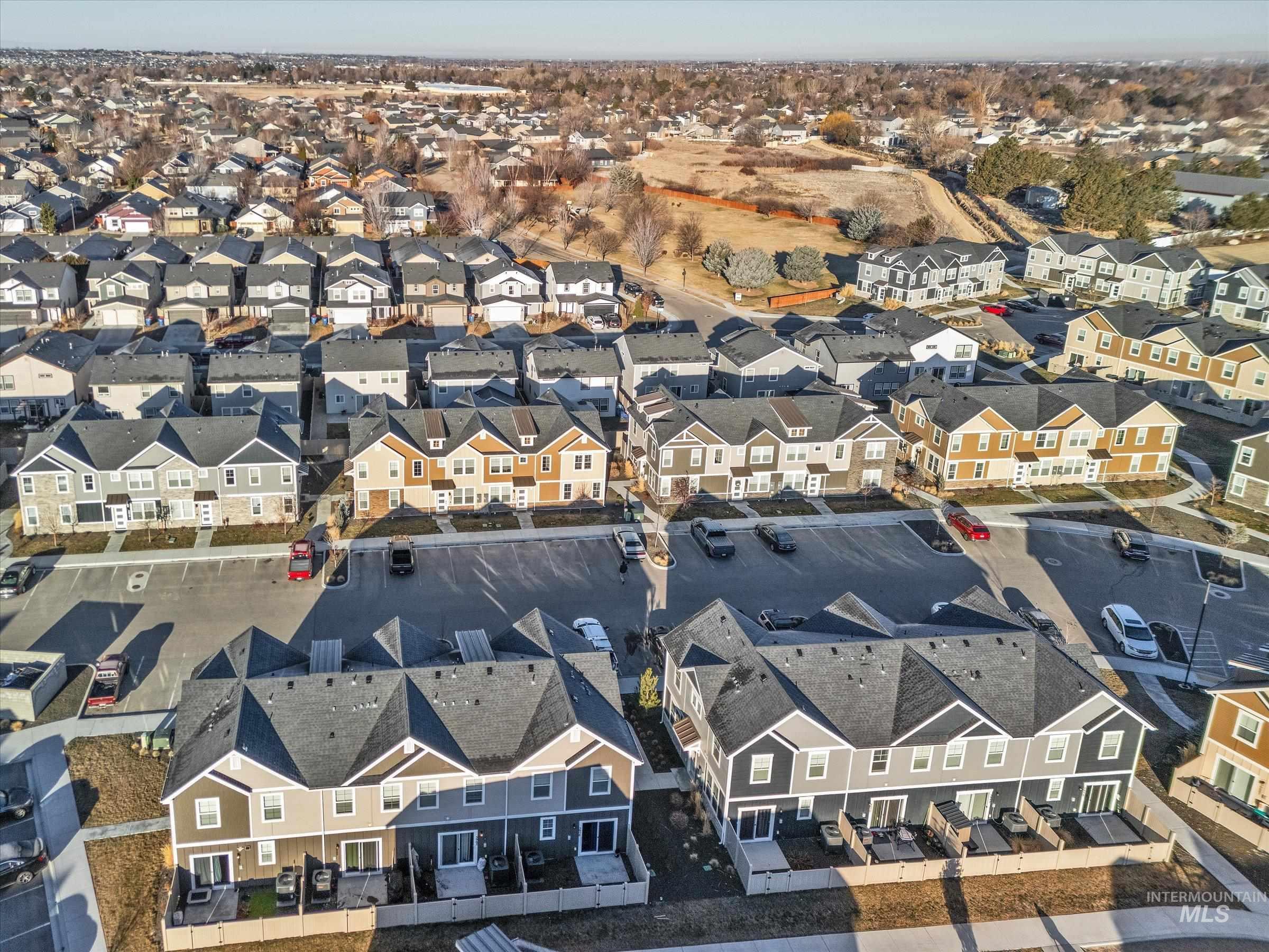 5945 S Boddington Ln, Boise, Idaho 83709, 3 Bedrooms, 2.5 Bathrooms, Residential For Sale, Price $347,500,MLS 98975086