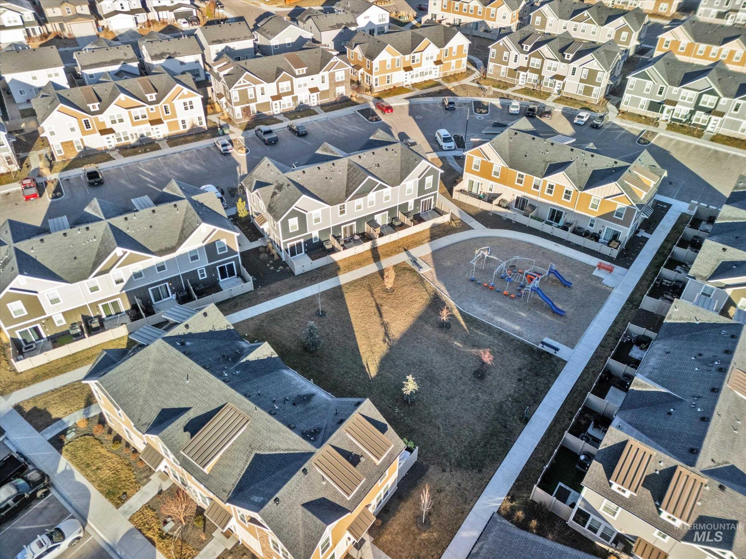 5945 S Boddington Ln, Boise, Idaho 83709, 3 Bedrooms, 2.5 Bathrooms, Residential For Sale, Price $347,500,MLS 98975086