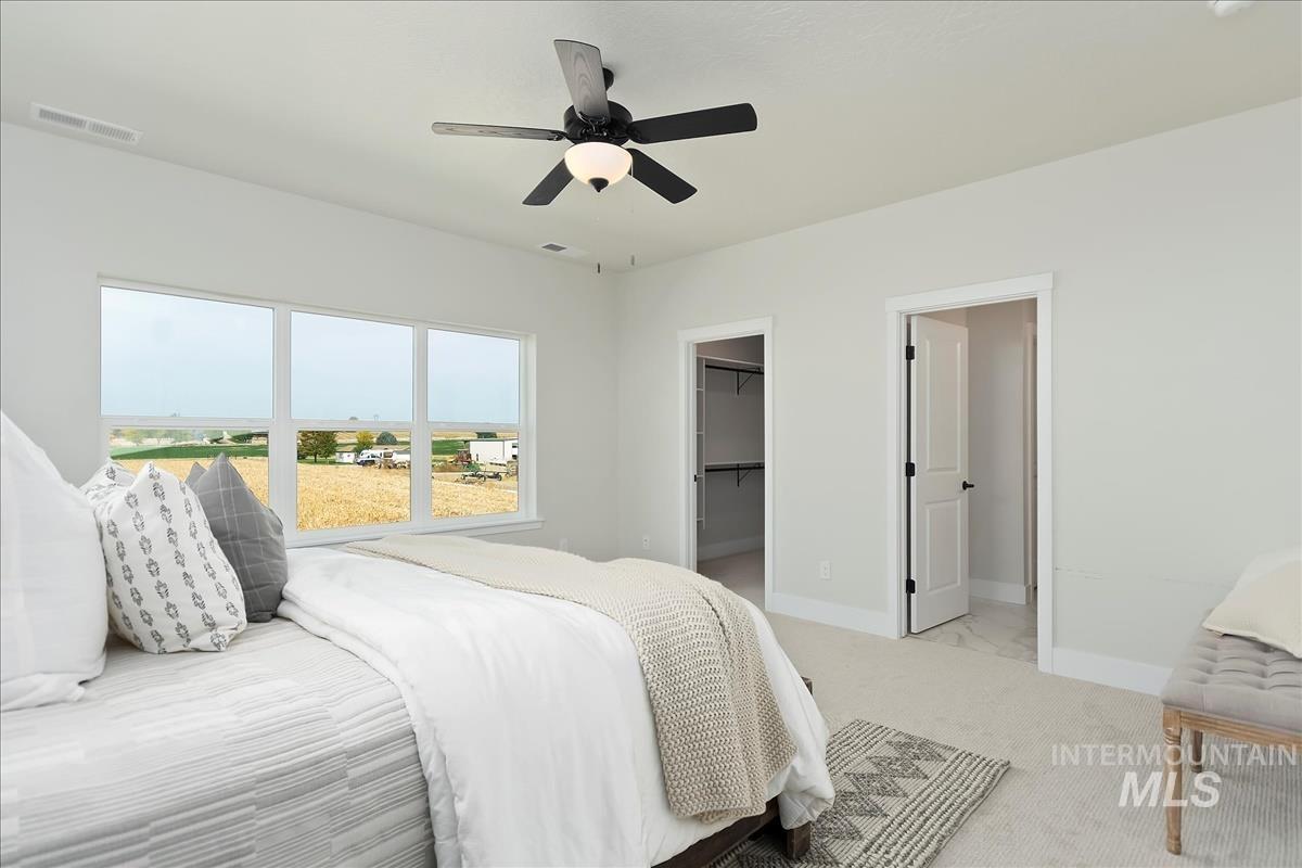 2813 Warlander, Meridian, Idaho 83642, 5 Bedrooms, 2.5 Bathrooms, Residential For Sale, Price $664,900,MLS 98975088