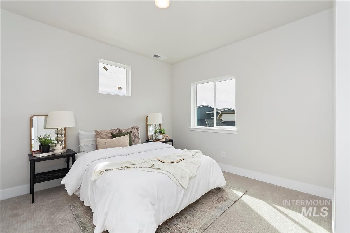 2813 Warlander, Meridian, Idaho 83642, 5 Bedrooms, 2.5 Bathrooms, Residential For Sale, Price $664,900,MLS 98975088