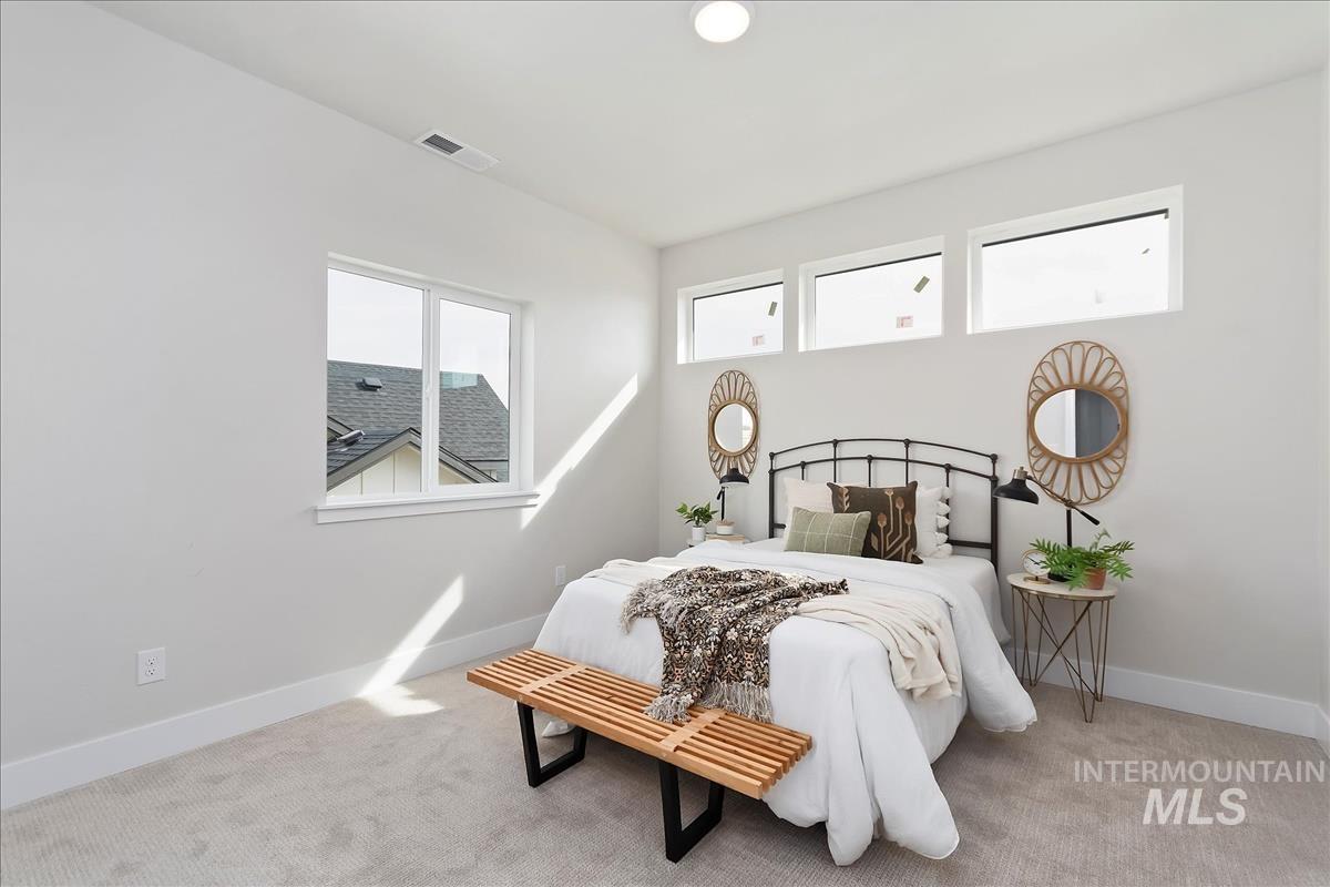 2813 Warlander, Meridian, Idaho 83642, 5 Bedrooms, 2.5 Bathrooms, Residential For Sale, Price $664,900,MLS 98975088