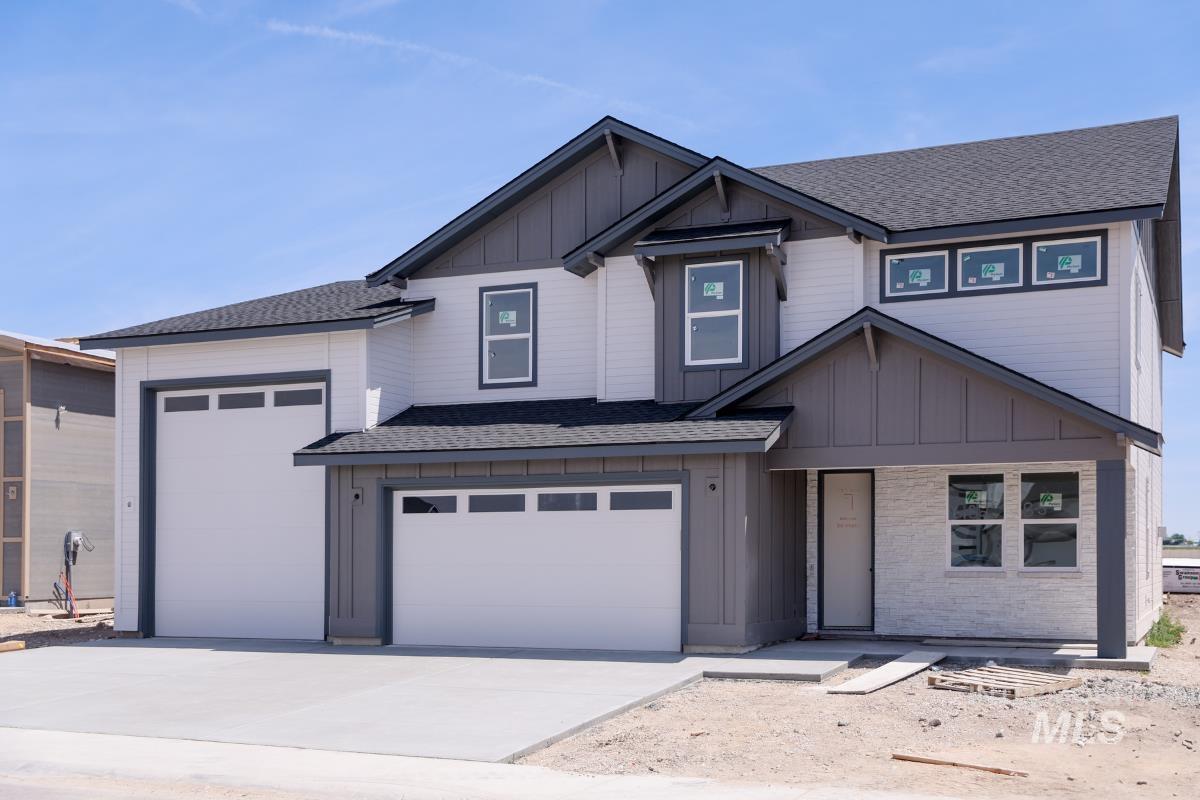 2813 Warlander, Meridian, Idaho 83642, 5 Bedrooms, 2.5 Bathrooms, Residential For Sale, Price $664,900,MLS 98975088