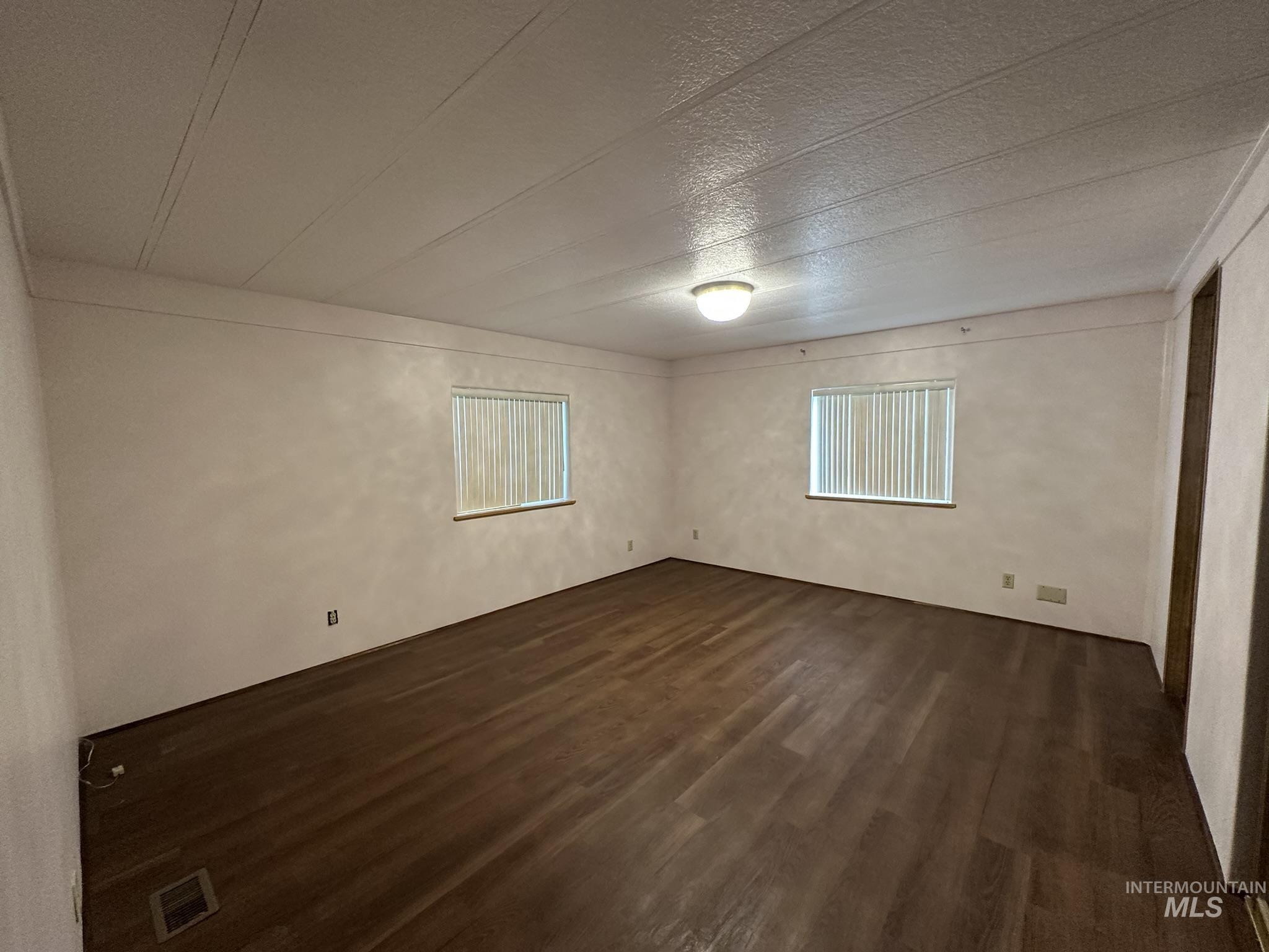 1557 NW 26 Th St, Fruitland, Idaho 83619, 4 Bedrooms, 2 Bathrooms, Residential For Sale, Price $329,900,MLS 98975089