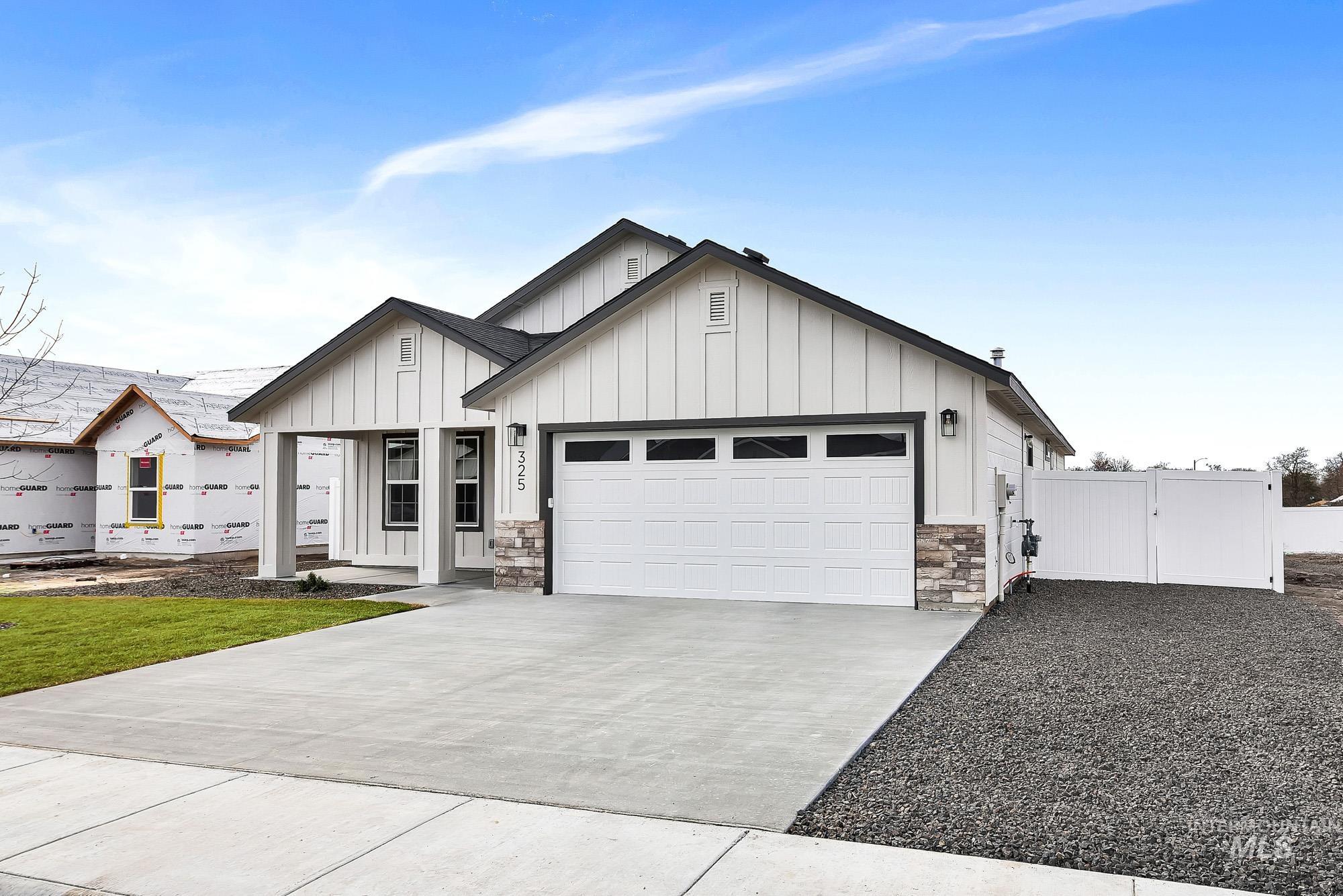 325 N 12th St, Parma, Idaho 83660, 3 Bedrooms, 2 Bathrooms, Residential For Sale, Price $385,000,MLS 98975090