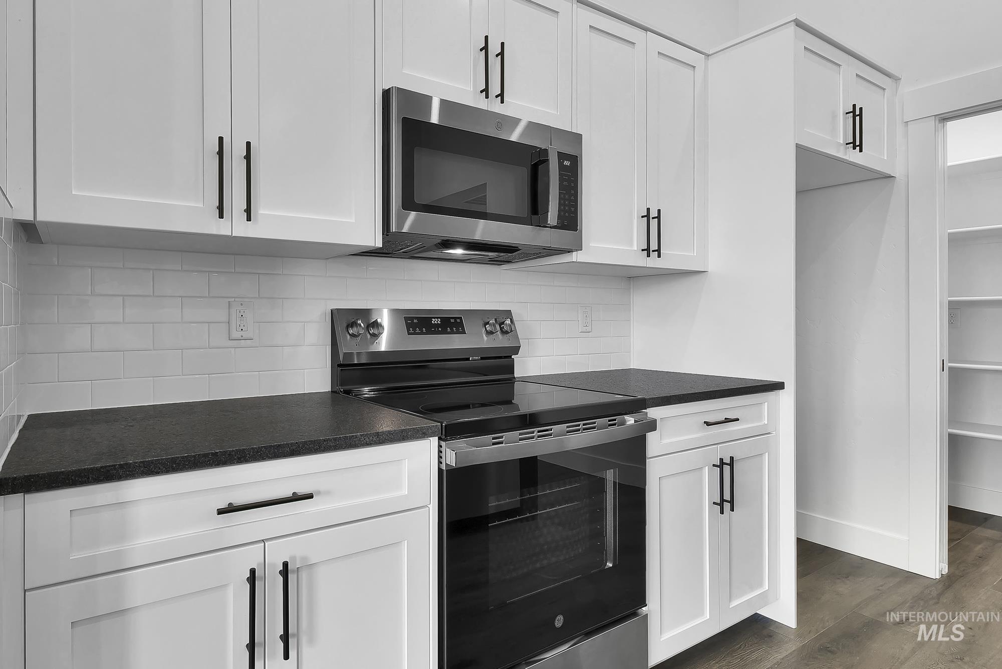 325 N 12th St, Parma, Idaho 83660, 3 Bedrooms, 2 Bathrooms, Residential For Sale, Price $385,000,MLS 98975090