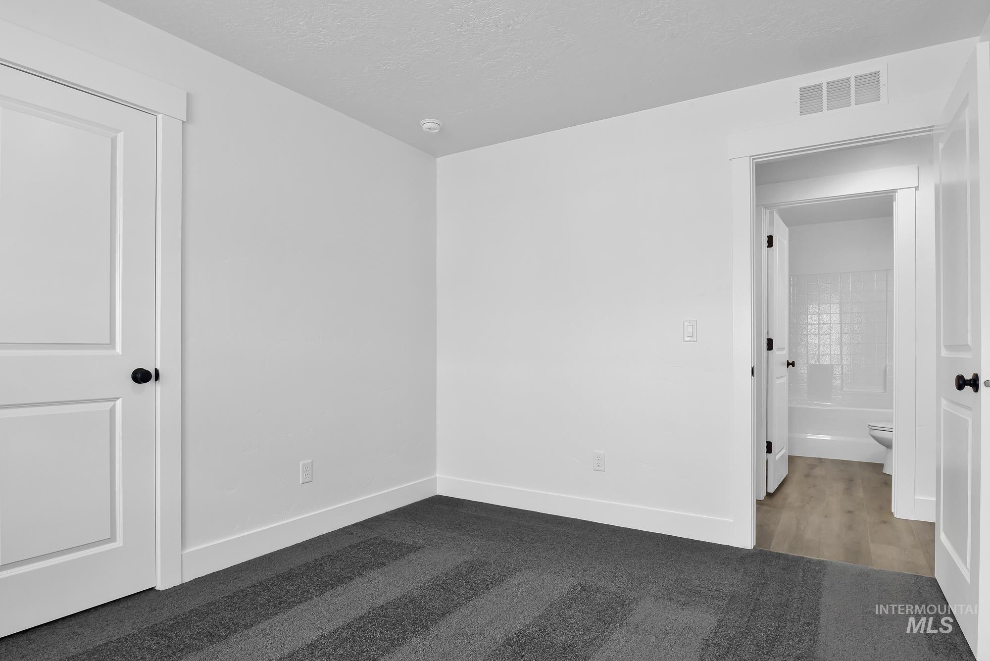 325 N 12th St, Parma, Idaho 83660, 3 Bedrooms, 2 Bathrooms, Residential For Sale, Price $385,000,MLS 98975090