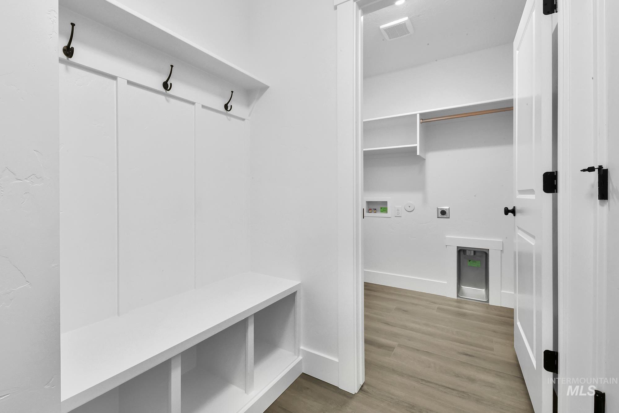 325 N 12th St, Parma, Idaho 83660, 3 Bedrooms, 2 Bathrooms, Residential For Sale, Price $385,000,MLS 98975090