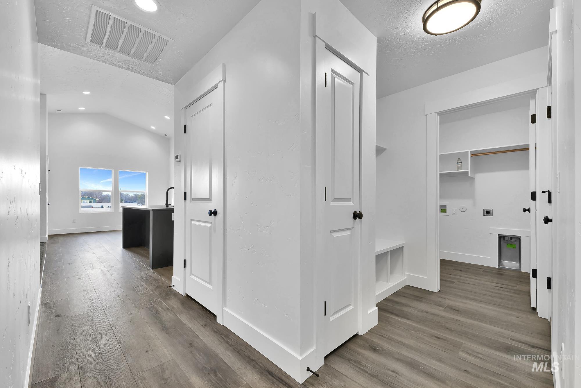 325 N 12th St, Parma, Idaho 83660, 3 Bedrooms, 2 Bathrooms, Residential For Sale, Price $385,000,MLS 98975090