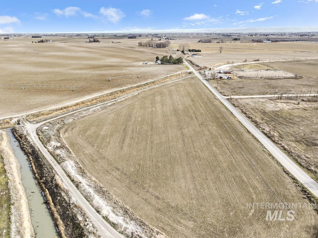 Parcel 2 300 South Road, Heyburn, Idaho 83336, Land For Sale, Price $130,000,MLS 98975094