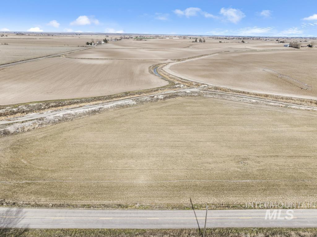 Parcel 2 300 South Road, Heyburn, Idaho 83336, Land For Sale, Price $130,000,MLS 98975094