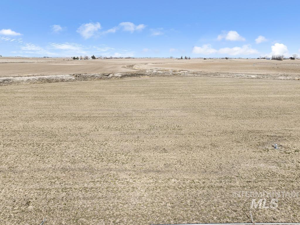 Parcel 2 300 South Road, Heyburn, Idaho 83336, Land For Sale, Price $130,000,MLS 98975094