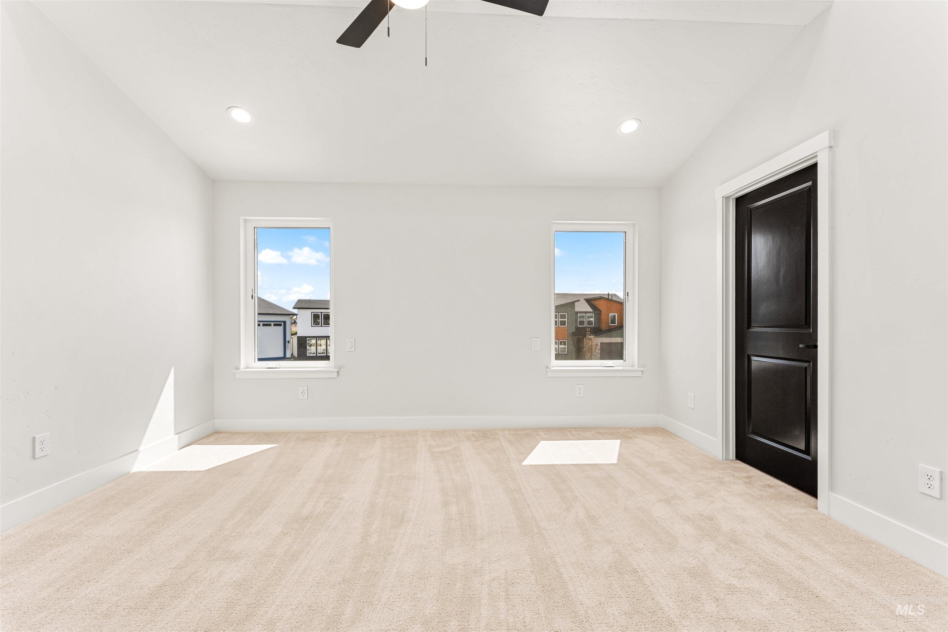 2710 W Gidran, Meridian, Idaho 83642, 3 Bedrooms, 2.5 Bathrooms, Residential For Sale, Price $599,900,MLS 98975096