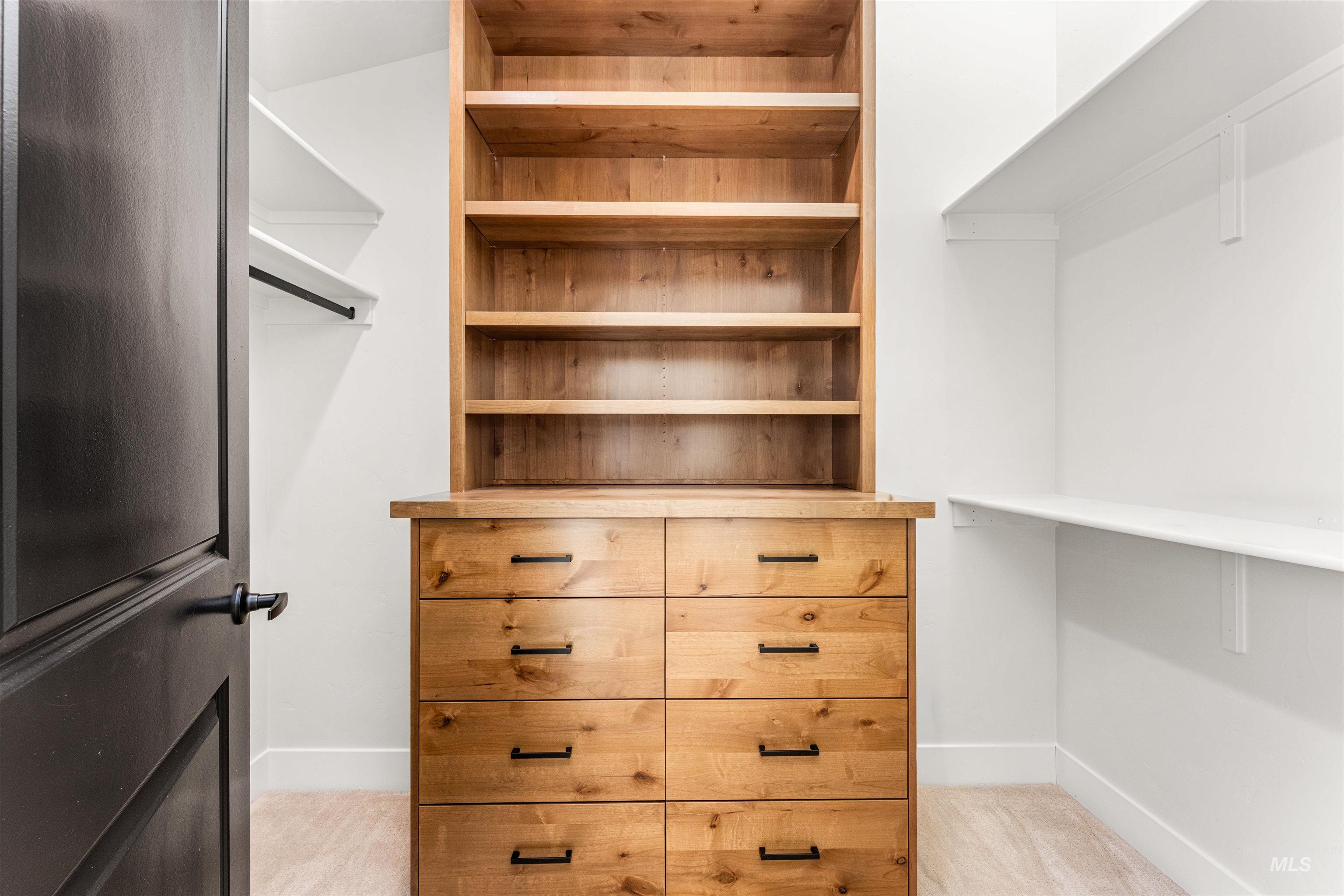 2710 W Gidran, Meridian, Idaho 83642, 3 Bedrooms, 2.5 Bathrooms, Residential For Sale, Price $599,900,MLS 98975096