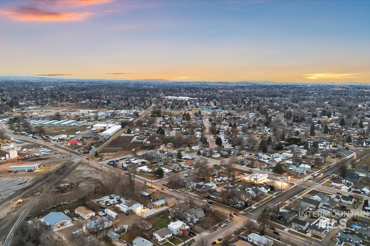 116 22nd Ave S, Nampa, Idaho 83651, 4 Bedrooms, 2 Bathrooms, Residential For Sale, Price $405,000,MLS 98975101