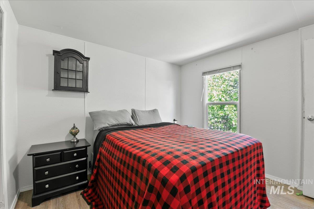 424 W Cherry Ln, Meridian, Idaho 83642, 2 Bedrooms, 1 Bathroom, Residential For Sale, Price $55,000,MLS 98975106