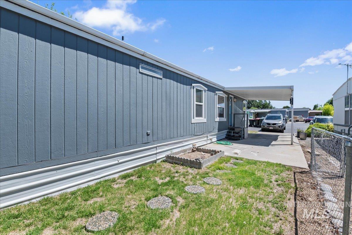 424 W Cherry Ln, Meridian, Idaho 83642, 2 Bedrooms, 1 Bathroom, Residential For Sale, Price $55,000,MLS 98975106