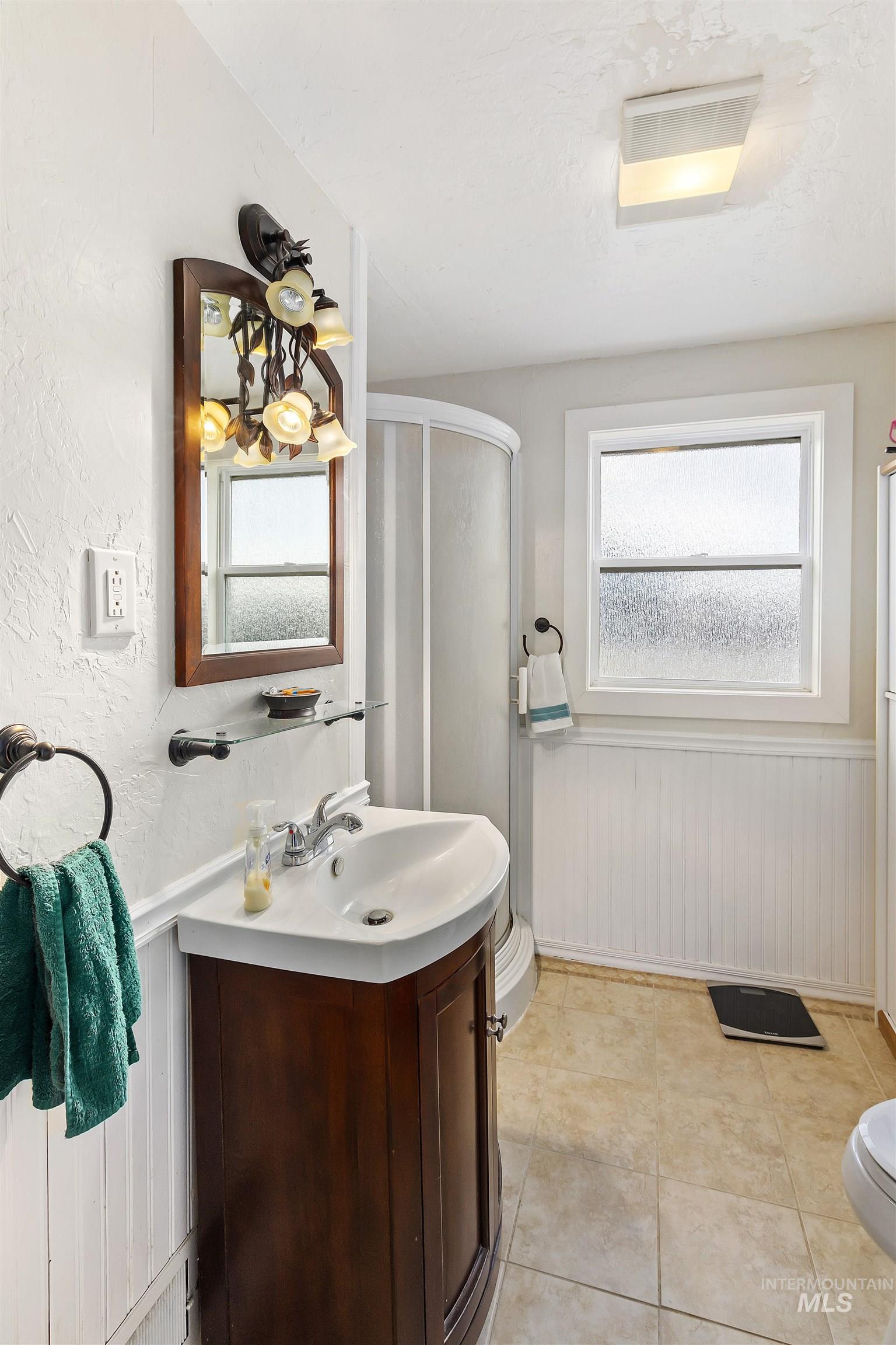 320 E Cassia St, Richfield, Idaho 83349, 4 Bedrooms, 2.5 Bathrooms, Residential For Sale, Price $1,200,000,MLS 98975108