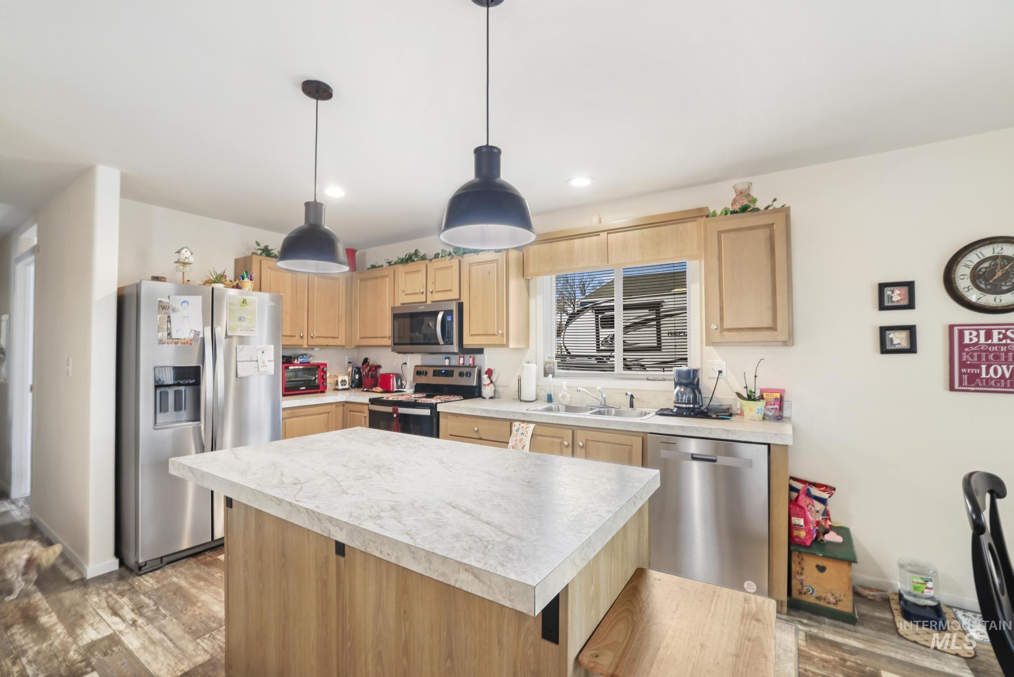 320 E Cassia St, Richfield, Idaho 83349, 4 Bedrooms, 2.5 Bathrooms, Residential For Sale, Price $1,200,000,MLS 98975108