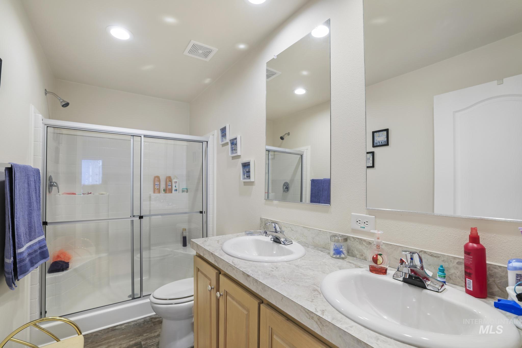 320 E Cassia St, Richfield, Idaho 83349, 4 Bedrooms, 2.5 Bathrooms, Residential For Sale, Price $1,200,000,MLS 98975108