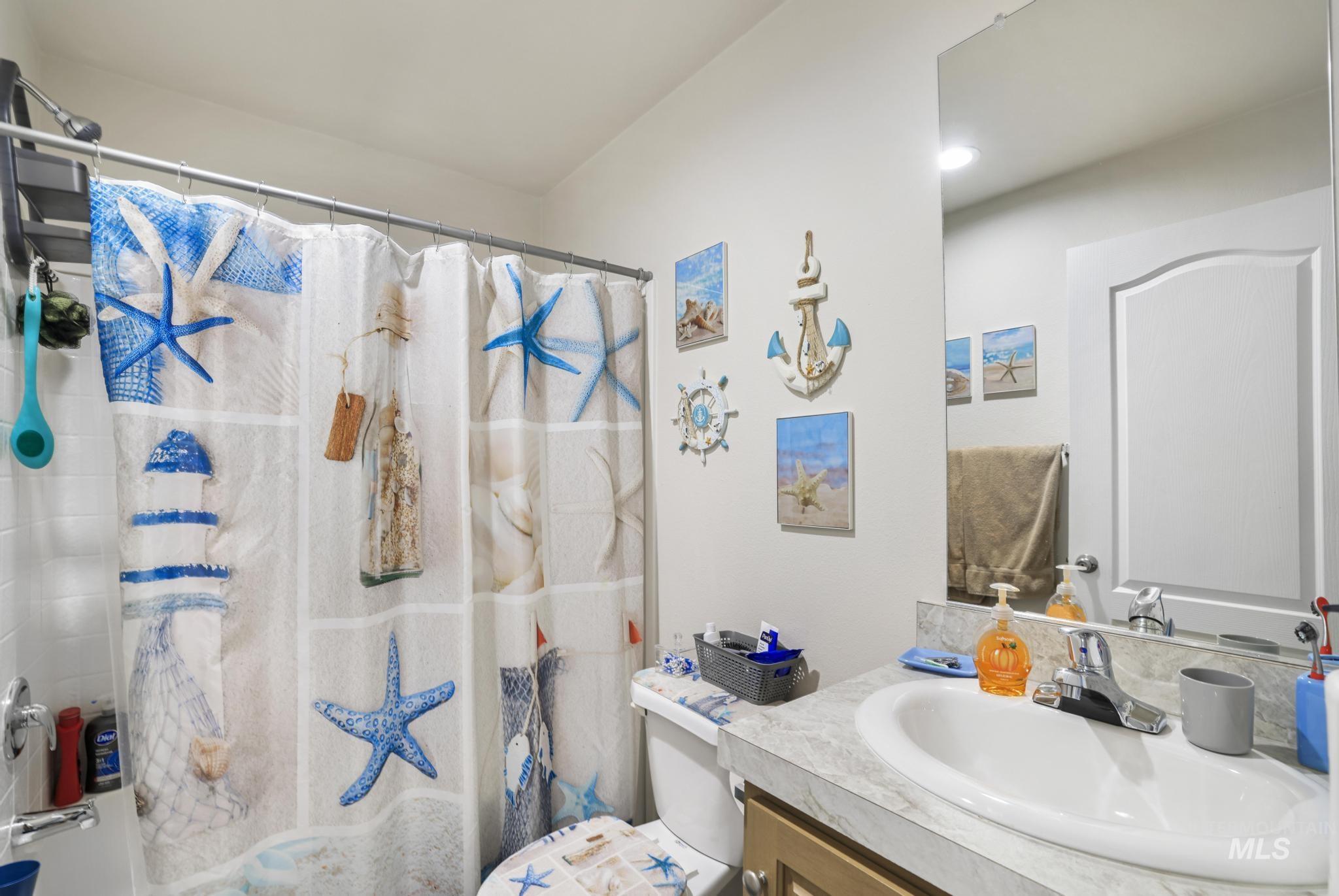 320 E Cassia St, Richfield, Idaho 83349, 4 Bedrooms, 2.5 Bathrooms, Residential For Sale, Price $1,200,000,MLS 98975108