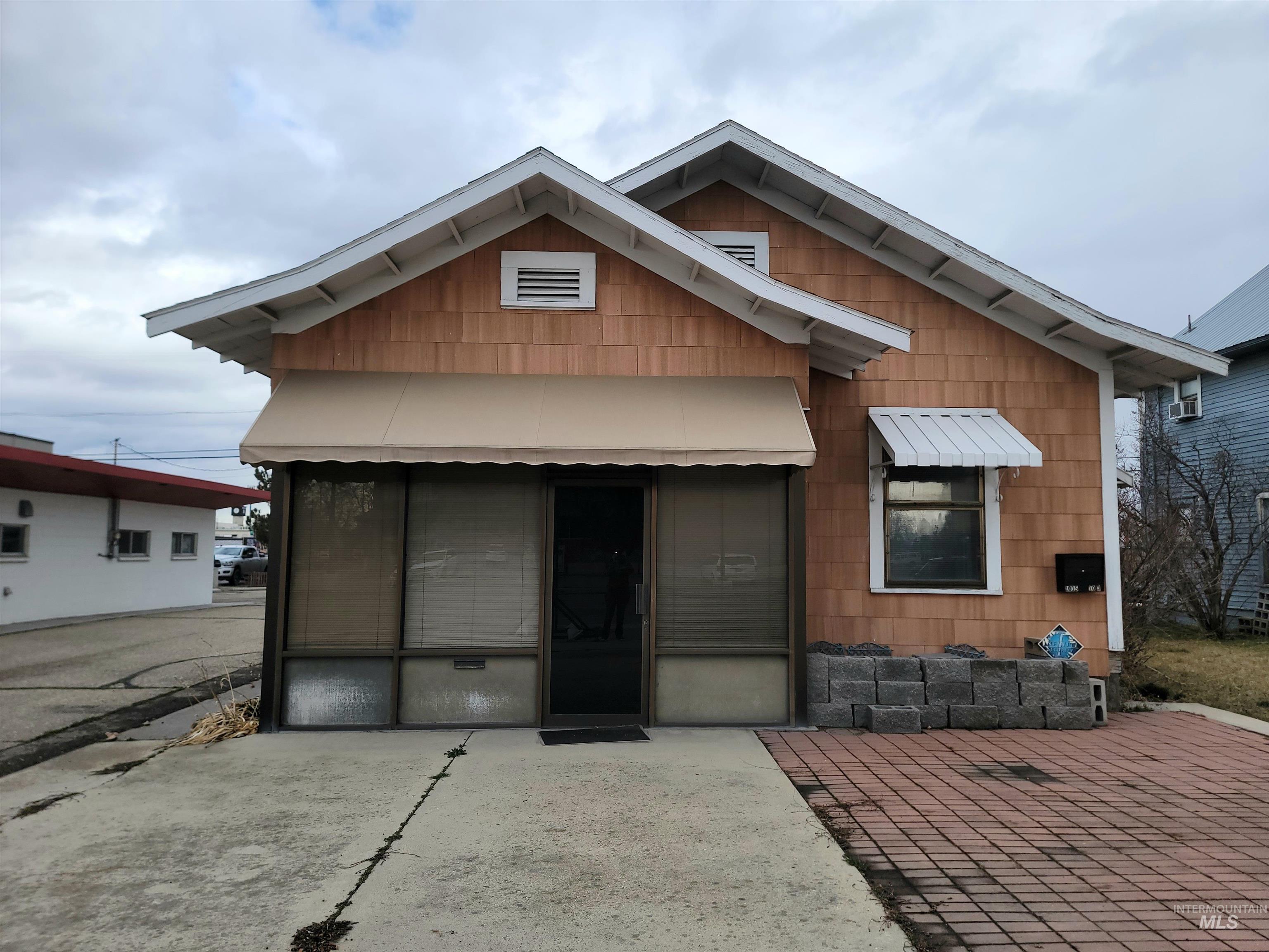 1015 Cleveland Blvd, Caldwell, Idaho 83605-3853, Business/Commercial For Sale, Price $300,000,MLS 98975109