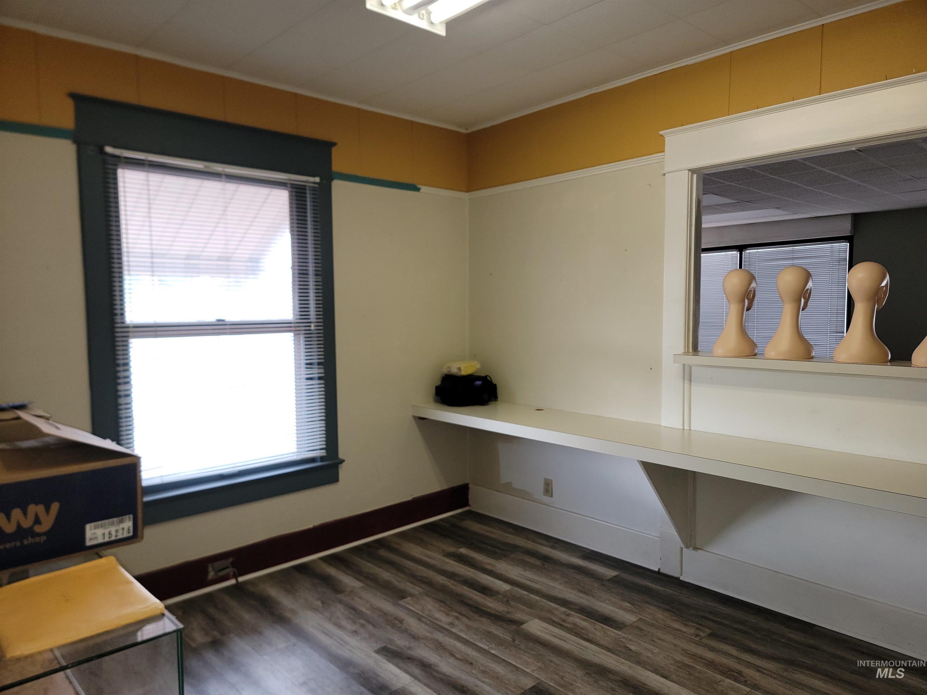 1015 Cleveland Blvd, Caldwell, Idaho 83605-3853, Business/Commercial For Sale, Price $300,000,MLS 98975109