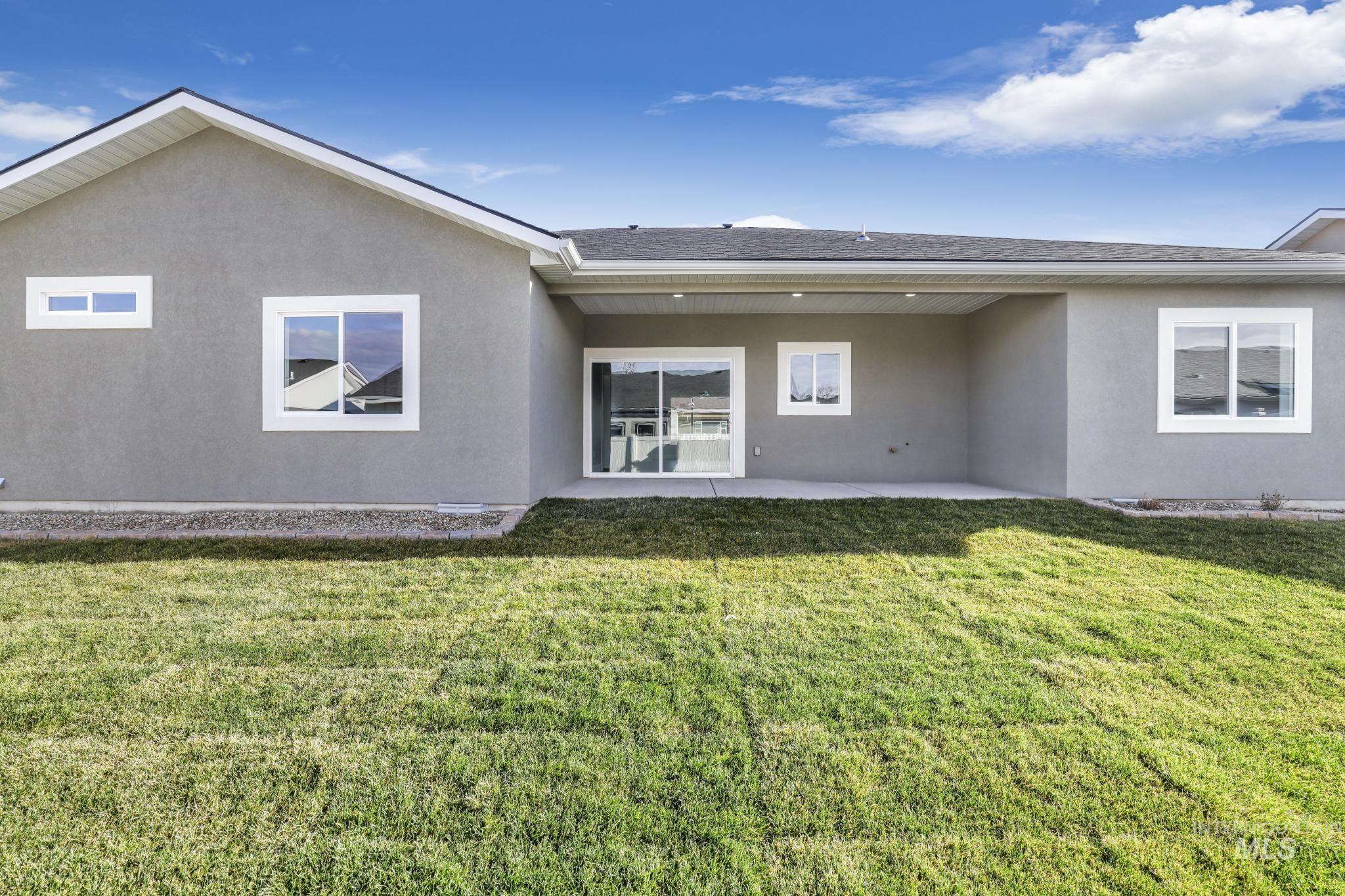 2531B E 3769 N, Twin Falls, Idaho 83301, 4 Bedrooms, 2.5 Bathrooms, Residential For Sale, Price $798,900,MLS 98975116