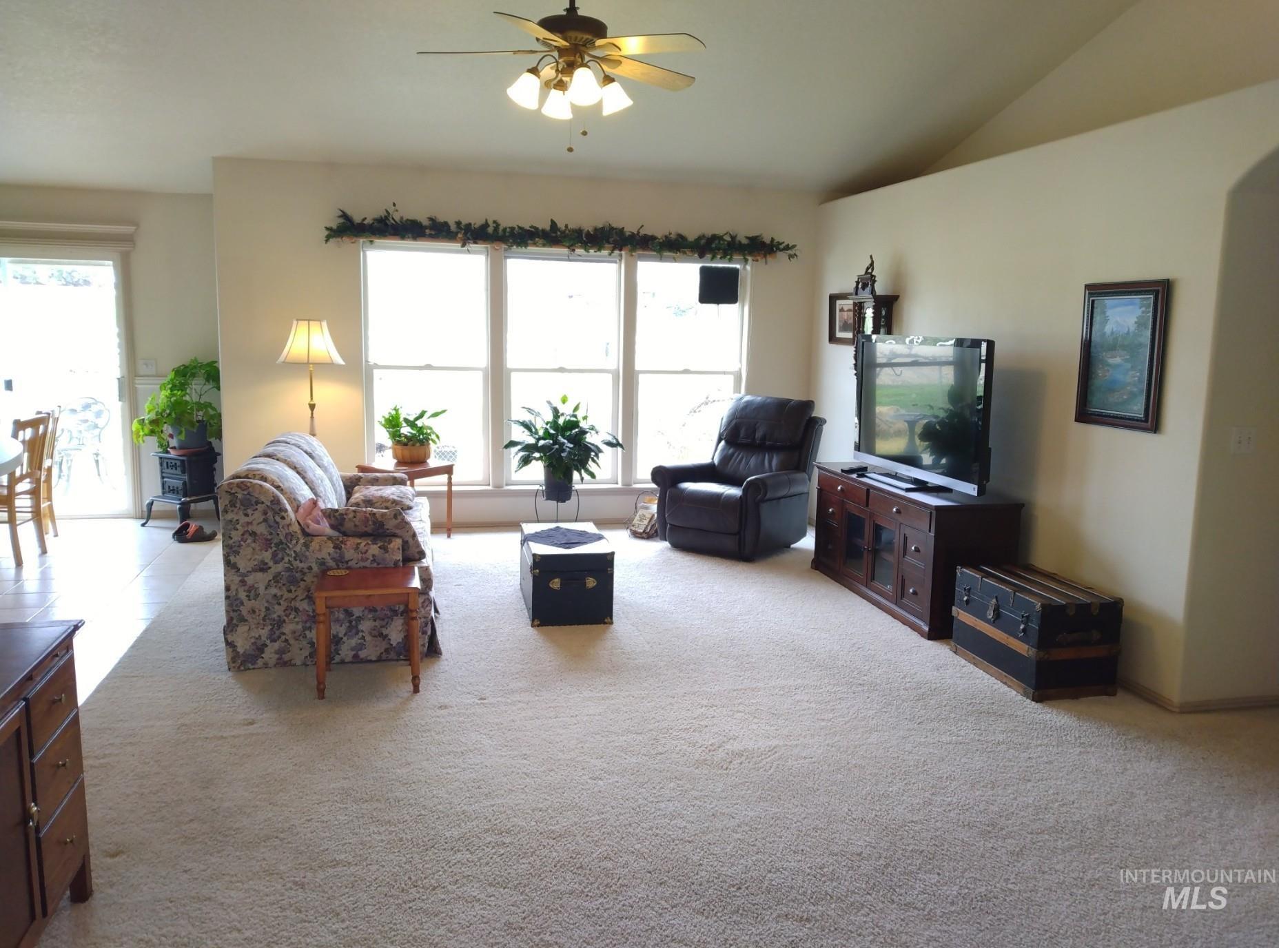 2920 E E Iowa Ave, Nampa, Idaho 83686, 3 Bedrooms, 2 Bathrooms, Residential For Sale, Price $349,900,MLS 98975119