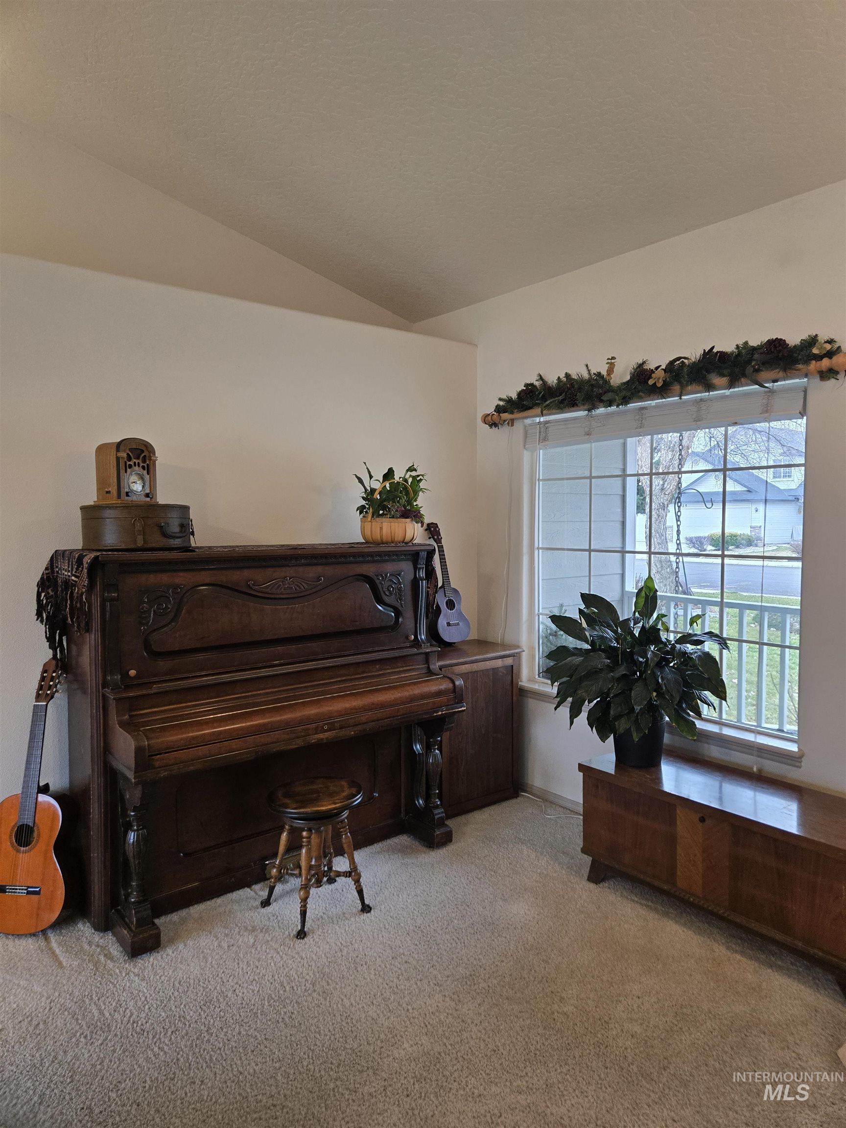 2920 E E Iowa Ave, Nampa, Idaho 83686, 3 Bedrooms, 2 Bathrooms, Residential For Sale, Price $349,900,MLS 98975119