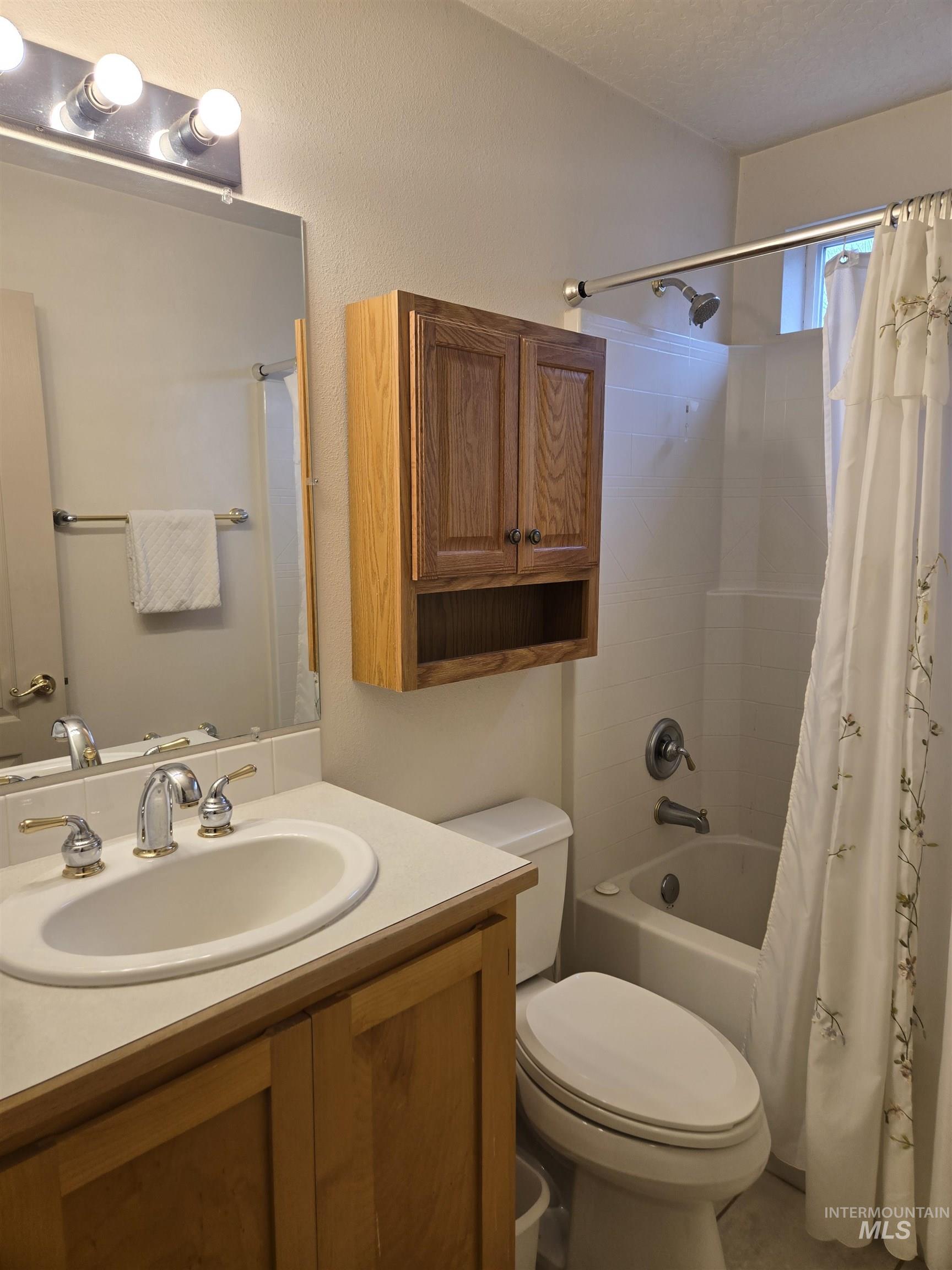 2920 E E Iowa Ave, Nampa, Idaho 83686, 3 Bedrooms, 2 Bathrooms, Residential For Sale, Price $349,900,MLS 98975119