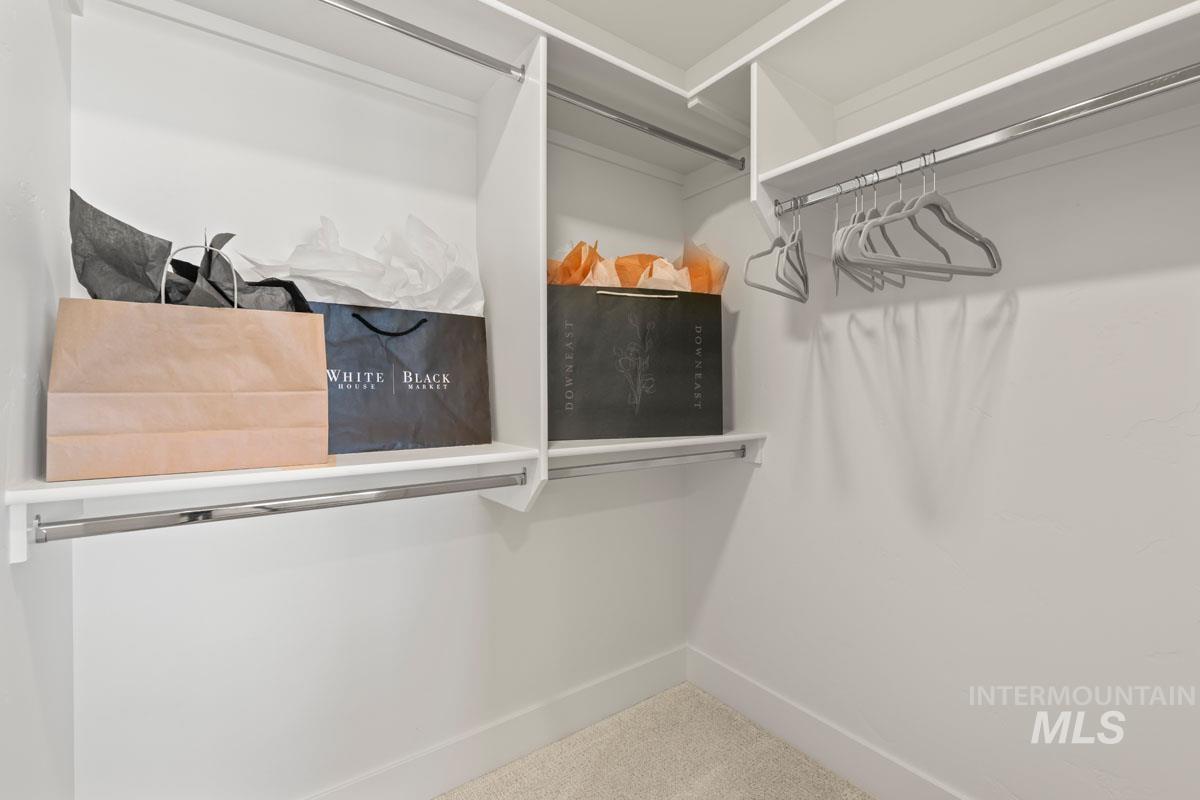 2105 E Deep Purple Lane, Meridian, Idaho 83642, 2 Bedrooms, 2.5 Bathrooms, Residential For Sale, Price $389,900,MLS 98975120