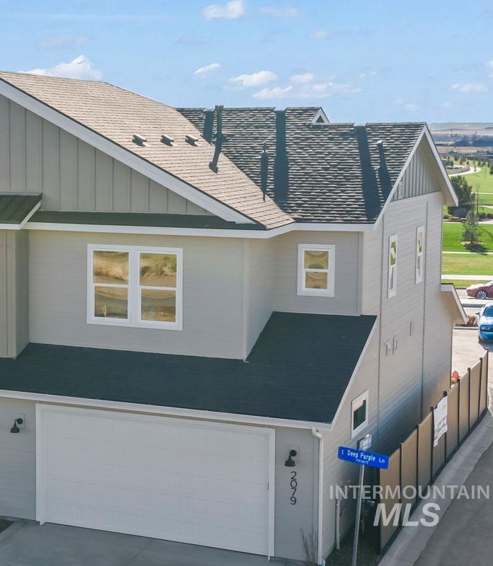 2105 E Deep Purple Lane, Meridian, Idaho 83642, 2 Bedrooms, 2.5 Bathrooms, Residential For Sale, Price $389,900,MLS 98975120