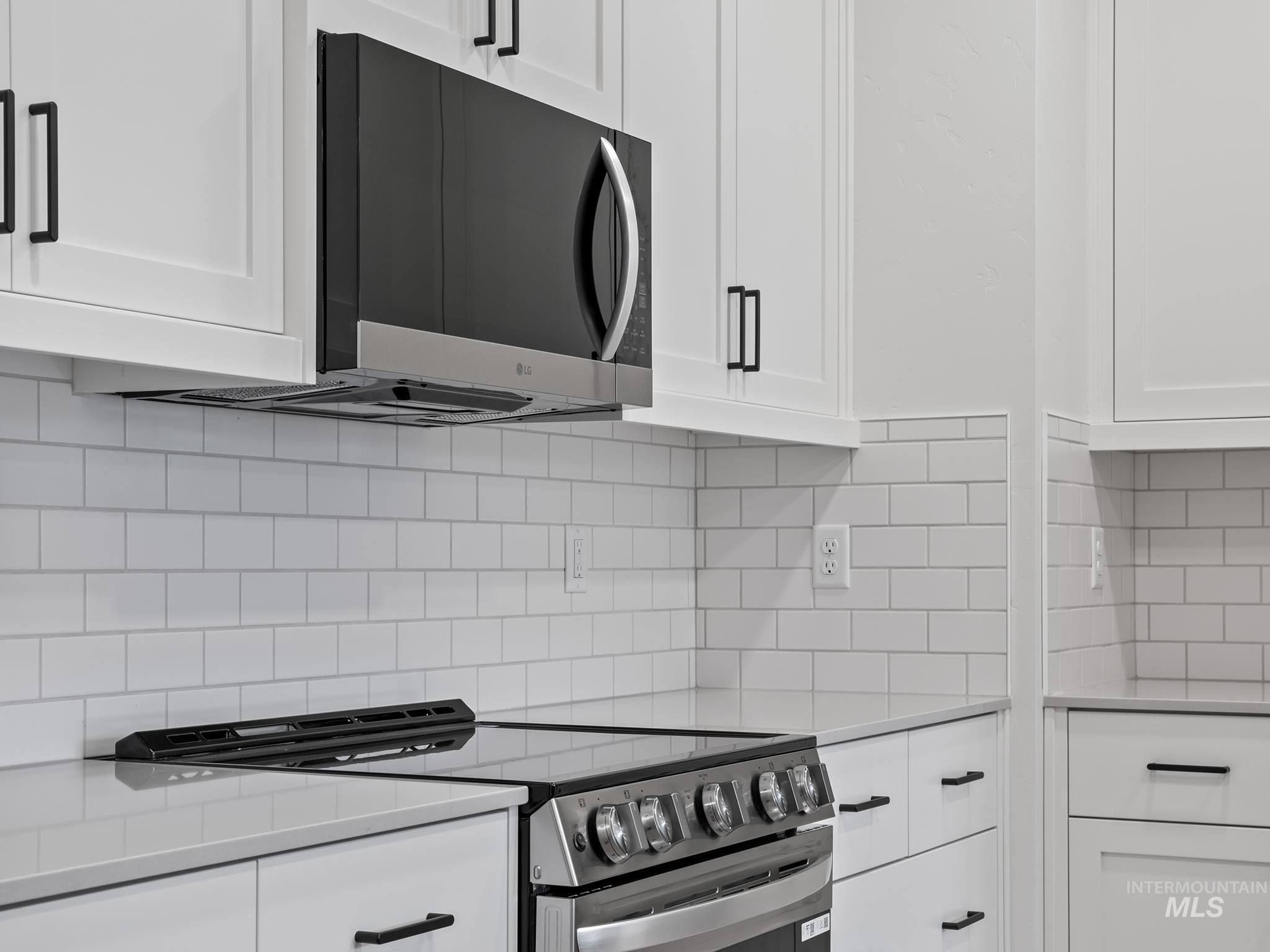 2160 E Deep Purple Ln, Meridian, Idaho 83642, 3 Bedrooms, 2.5 Bathrooms, Residential For Sale, Price $414,900, 98975121