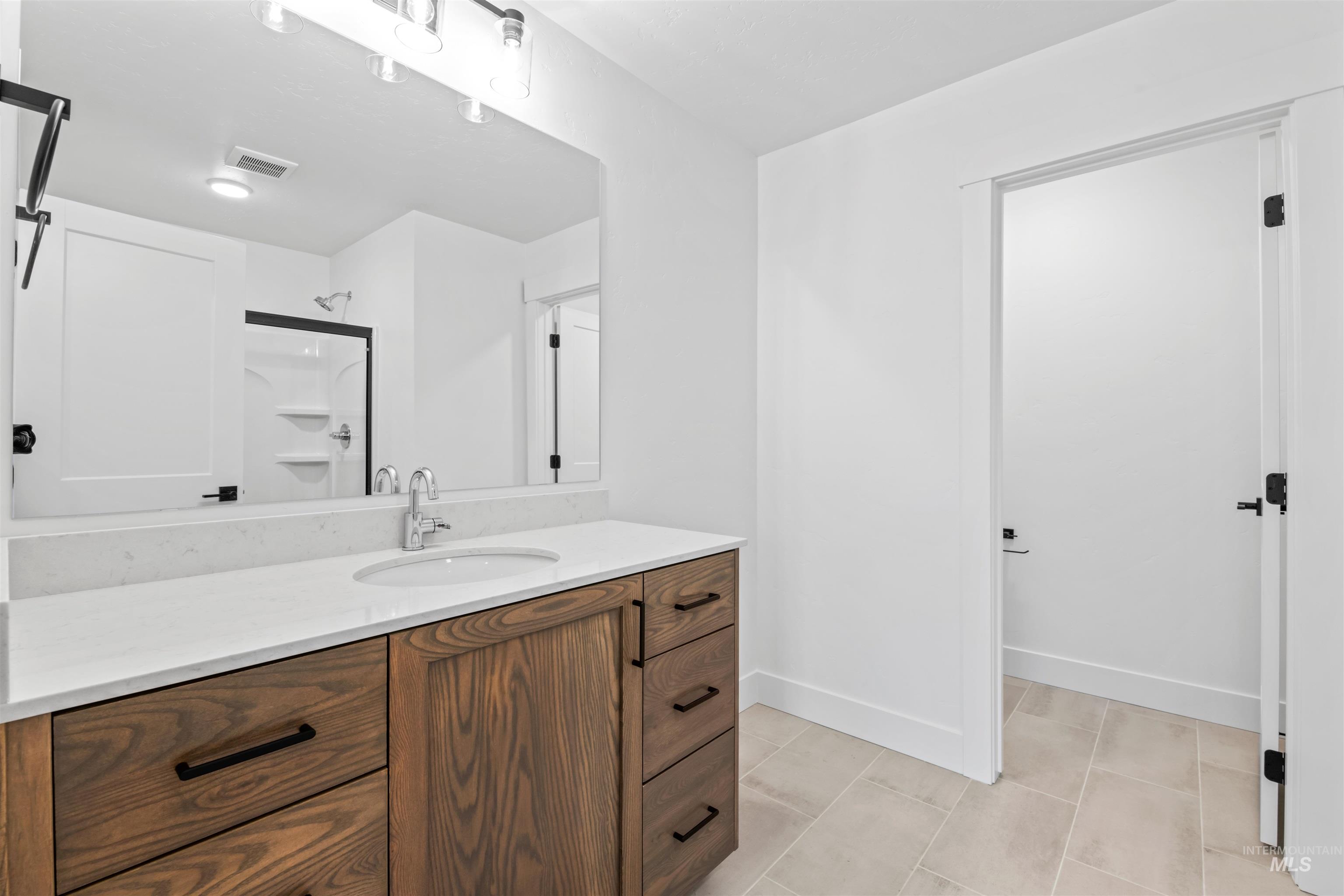 6369 S Sachet Ln, Meridian, Idaho 83642, 3 Bedrooms, 2.5 Bathrooms, Residential For Sale, Price $414,900,MLS 98975122