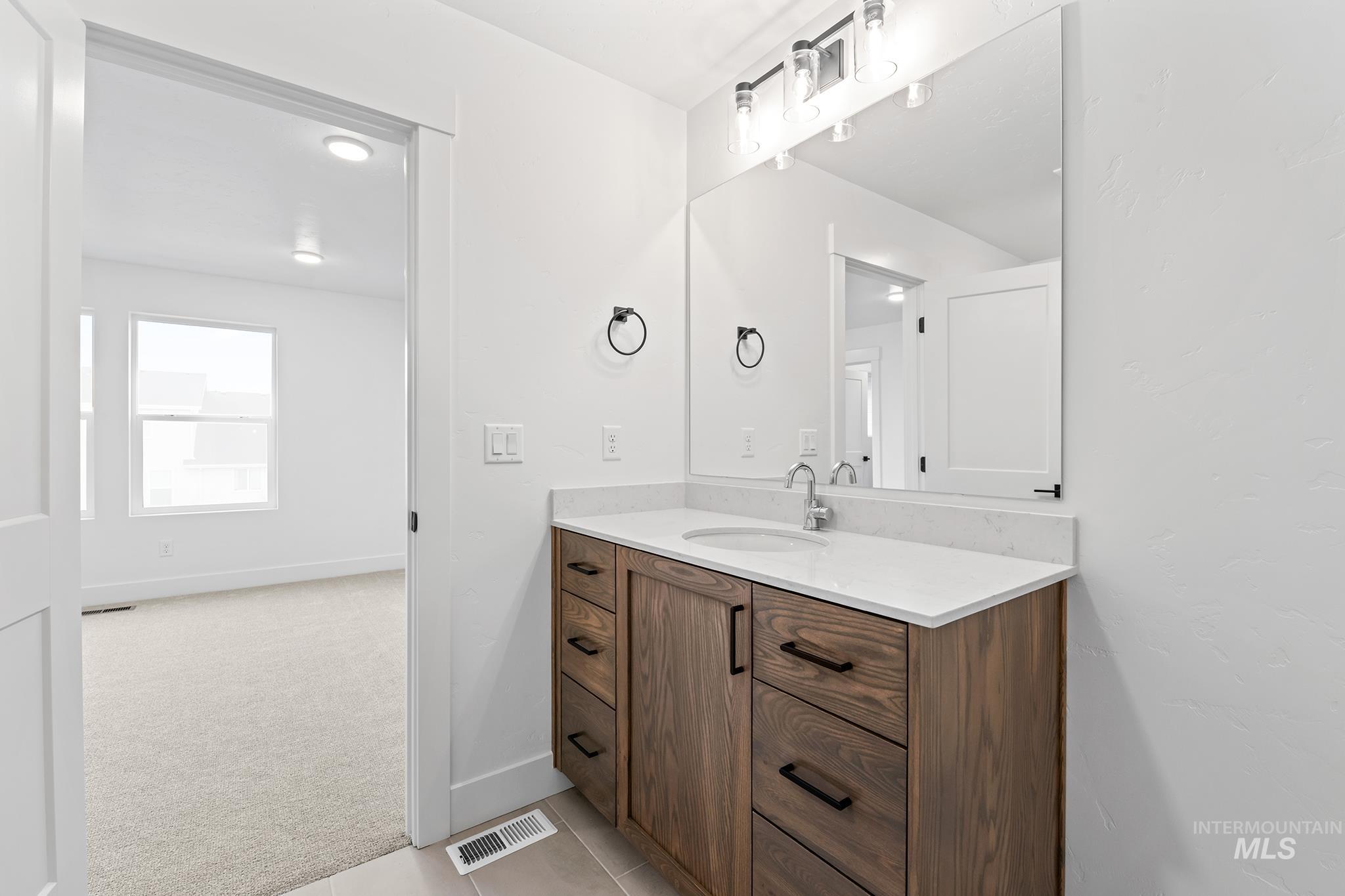 6369 S Sachet Ln, Meridian, Idaho 83642, 3 Bedrooms, 2.5 Bathrooms, Residential For Sale, Price $414,900,MLS 98975122