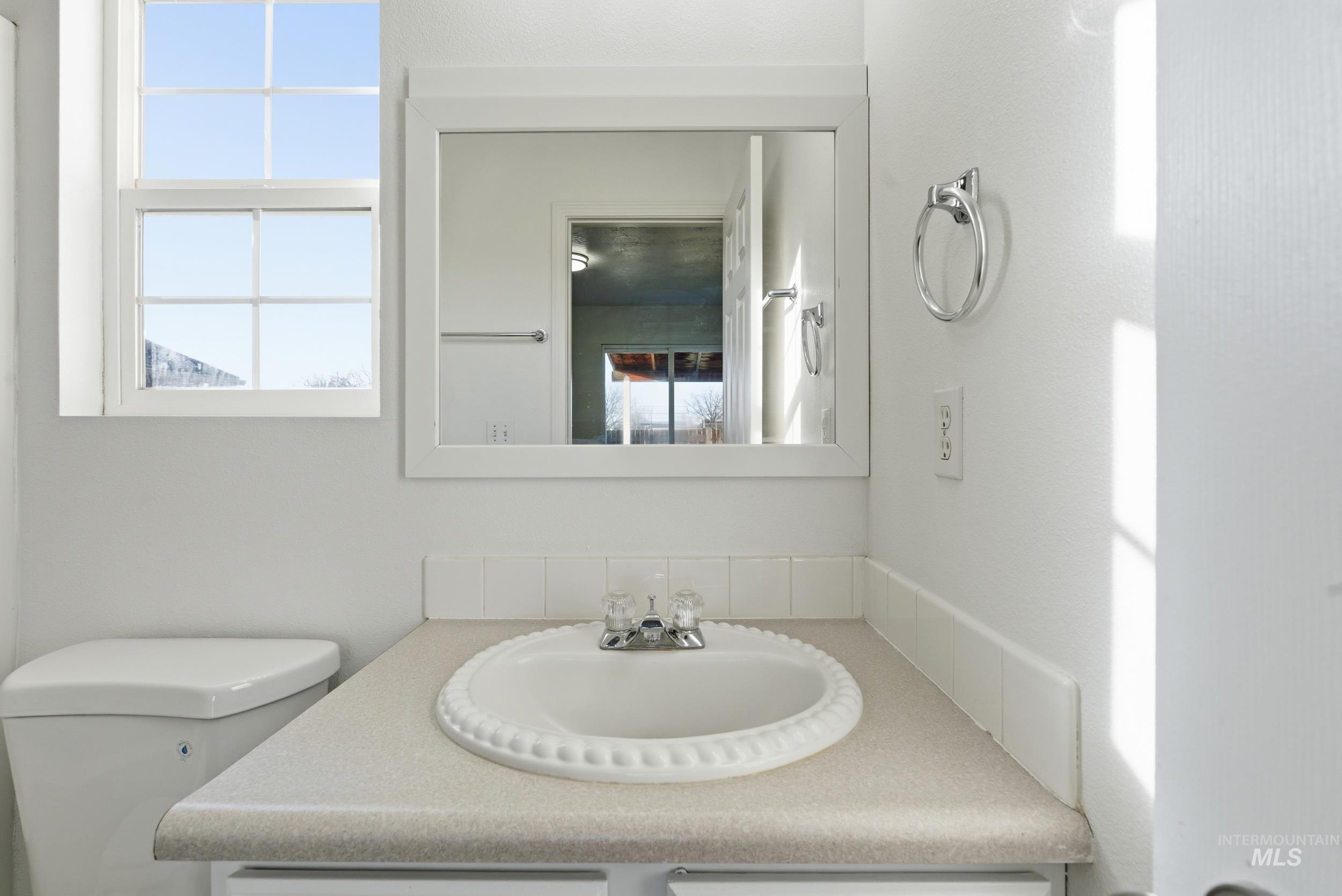 723 Trailside Dr., Caldwell, Idaho 83607-1503, 3 Bedrooms, 2 Bathrooms, Residential For Sale, Price $339,900,MLS 98975123