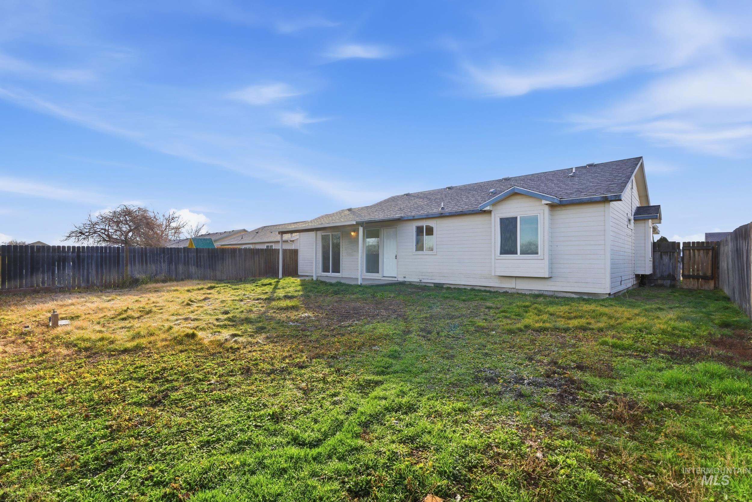 723 Trailside Dr., Caldwell, Idaho 83607-1503, 3 Bedrooms, 2 Bathrooms, Residential For Sale, Price $339,900,MLS 98975123