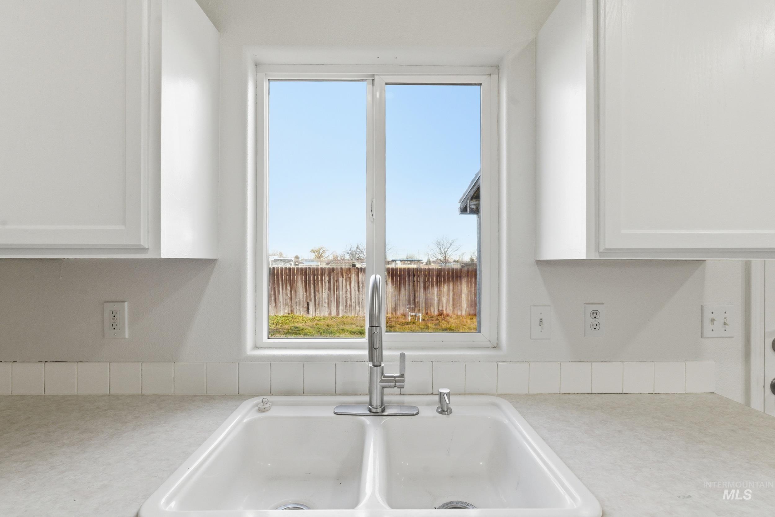 723 Trailside Dr., Caldwell, Idaho 83607-1503, 3 Bedrooms, 2 Bathrooms, Residential For Sale, Price $339,900,MLS 98975123