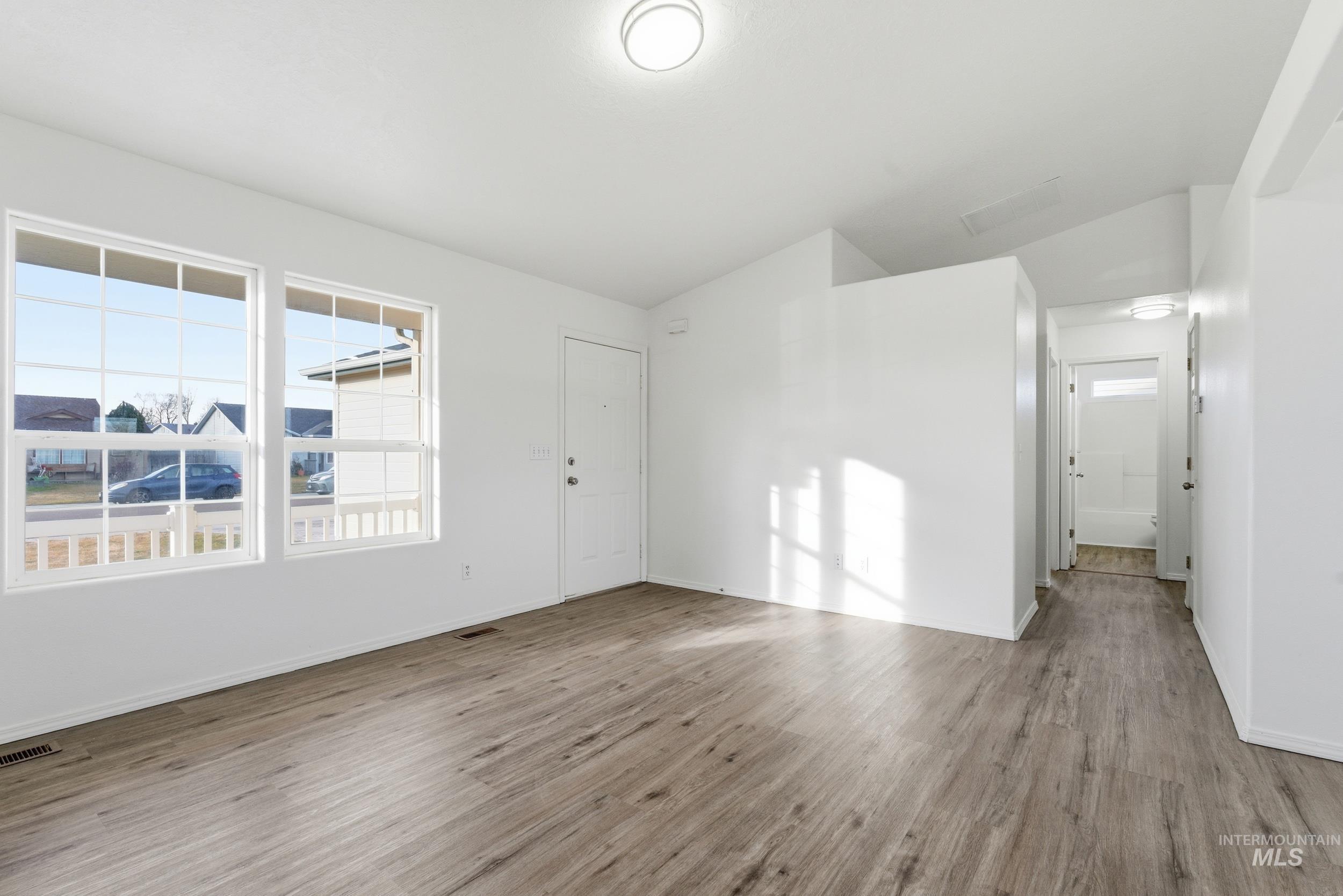 723 Trailside Dr., Caldwell, Idaho 83607-1503, 3 Bedrooms, 2 Bathrooms, Residential For Sale, Price $339,900,MLS 98975123