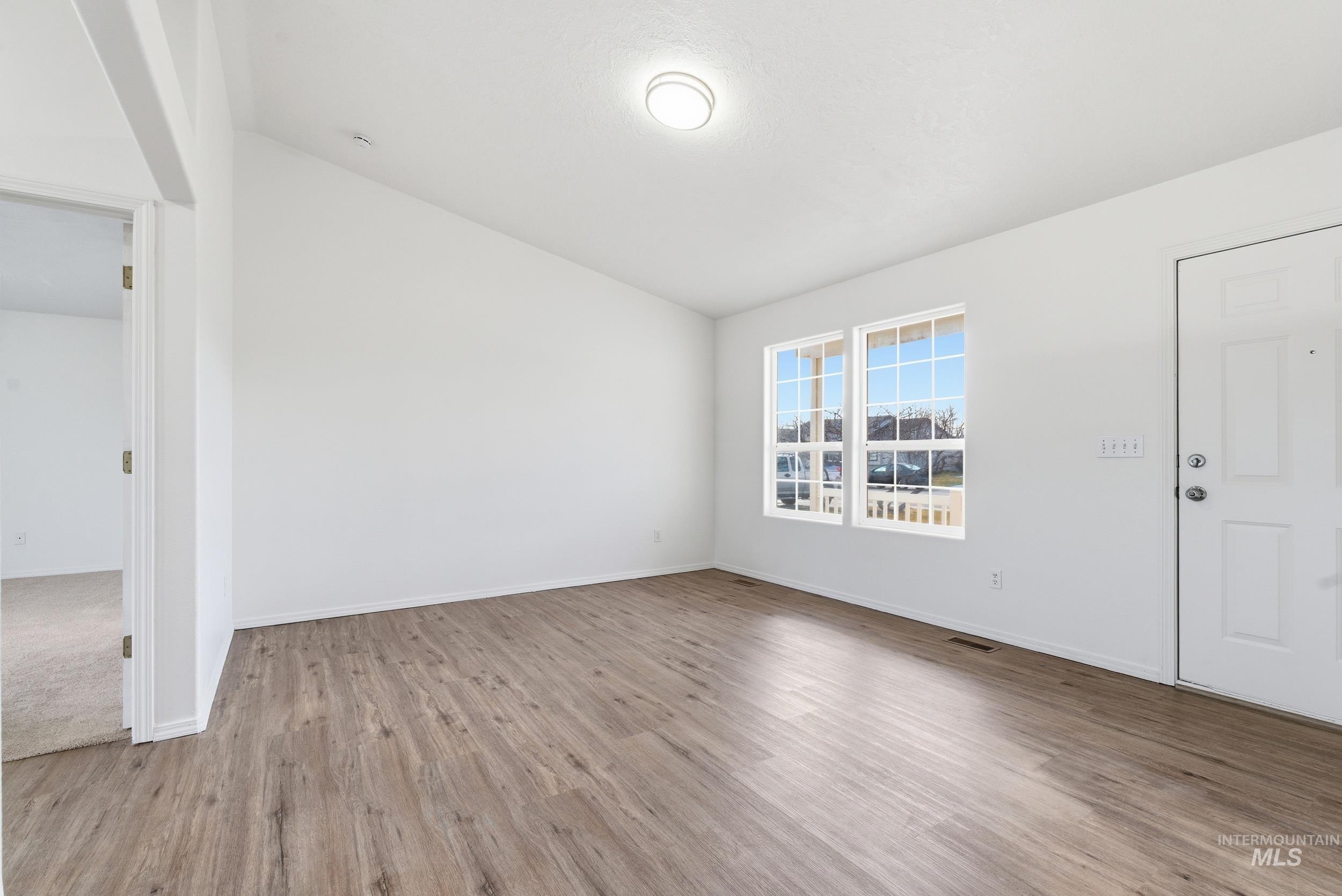 723 Trailside Dr., Caldwell, Idaho 83607-1503, 3 Bedrooms, 2 Bathrooms, Residential For Sale, Price $339,900,MLS 98975123