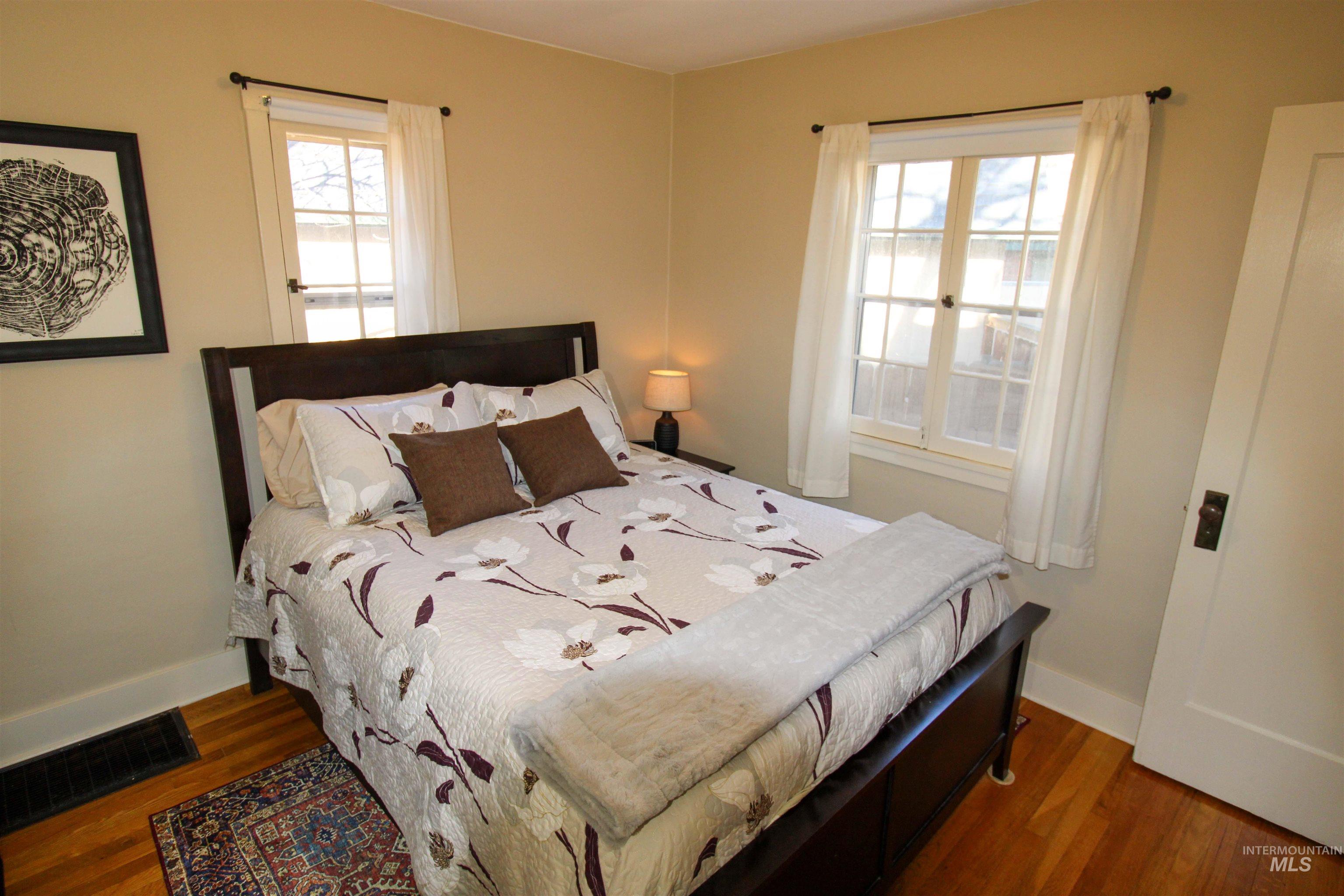 2551 W Hill Rd, Boise, Idaho 83702, 1 Bedroom, 1 Bathroom, Residential For Sale, Price $414,000, 98975125