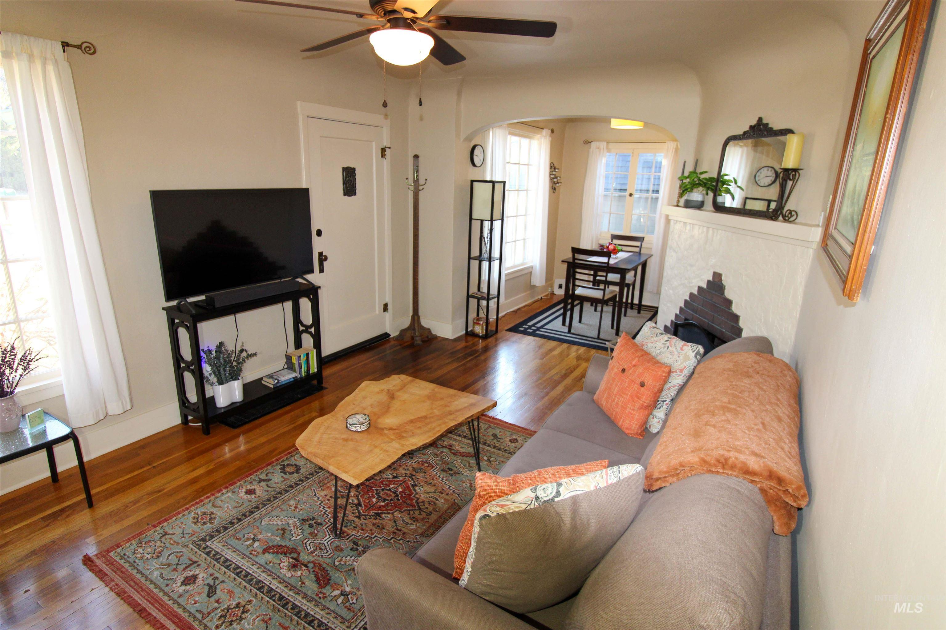 2551 W Hill Rd, Boise, Idaho 83702, 1 Bedroom, 1 Bathroom, Residential For Sale, Price $414,000, 98975125