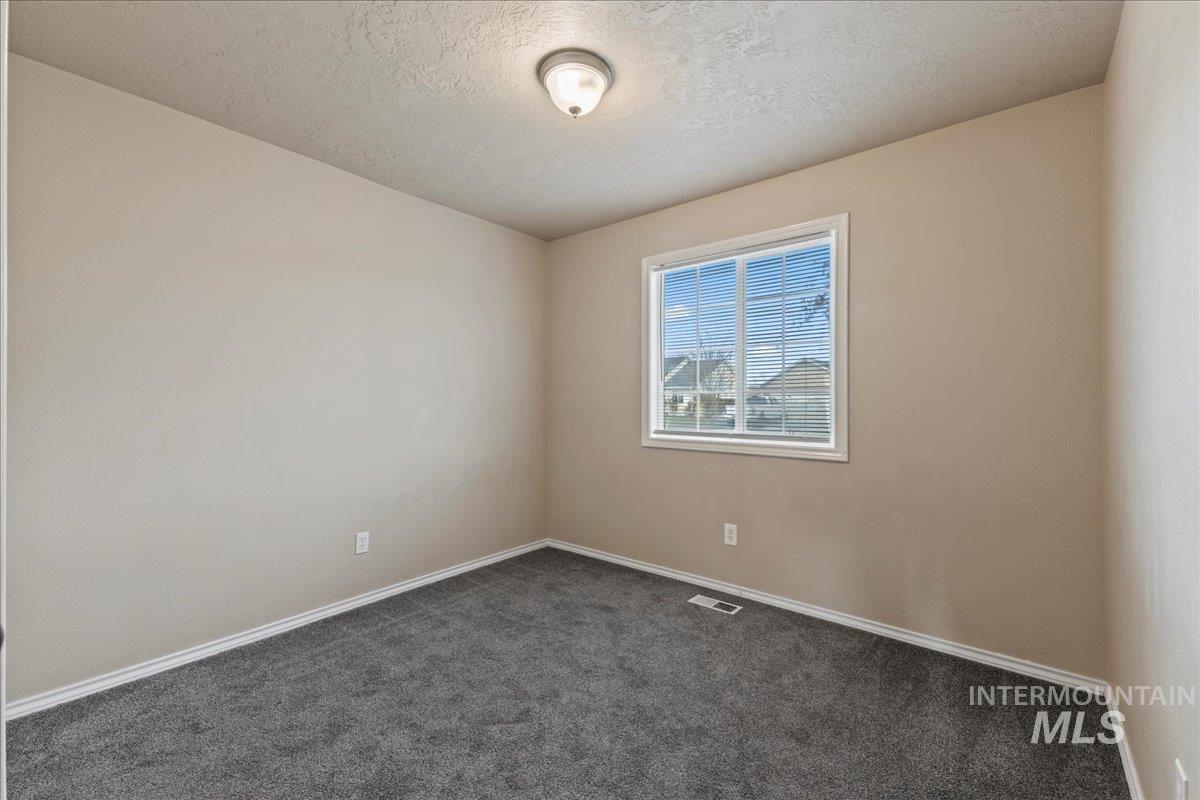 627 Prince, Wilder, Idaho 83676, 3 Bedrooms, 2 Bathrooms, Residential For Sale, Price $324,900,MLS 98975127